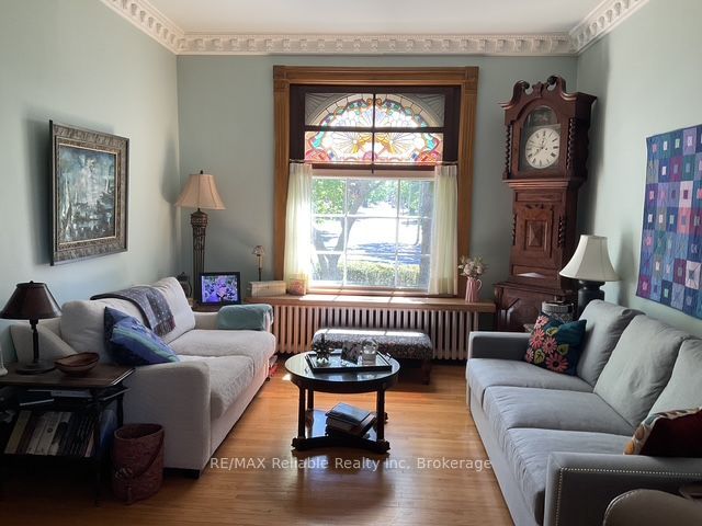 19 Sparling Street Property Photo 30