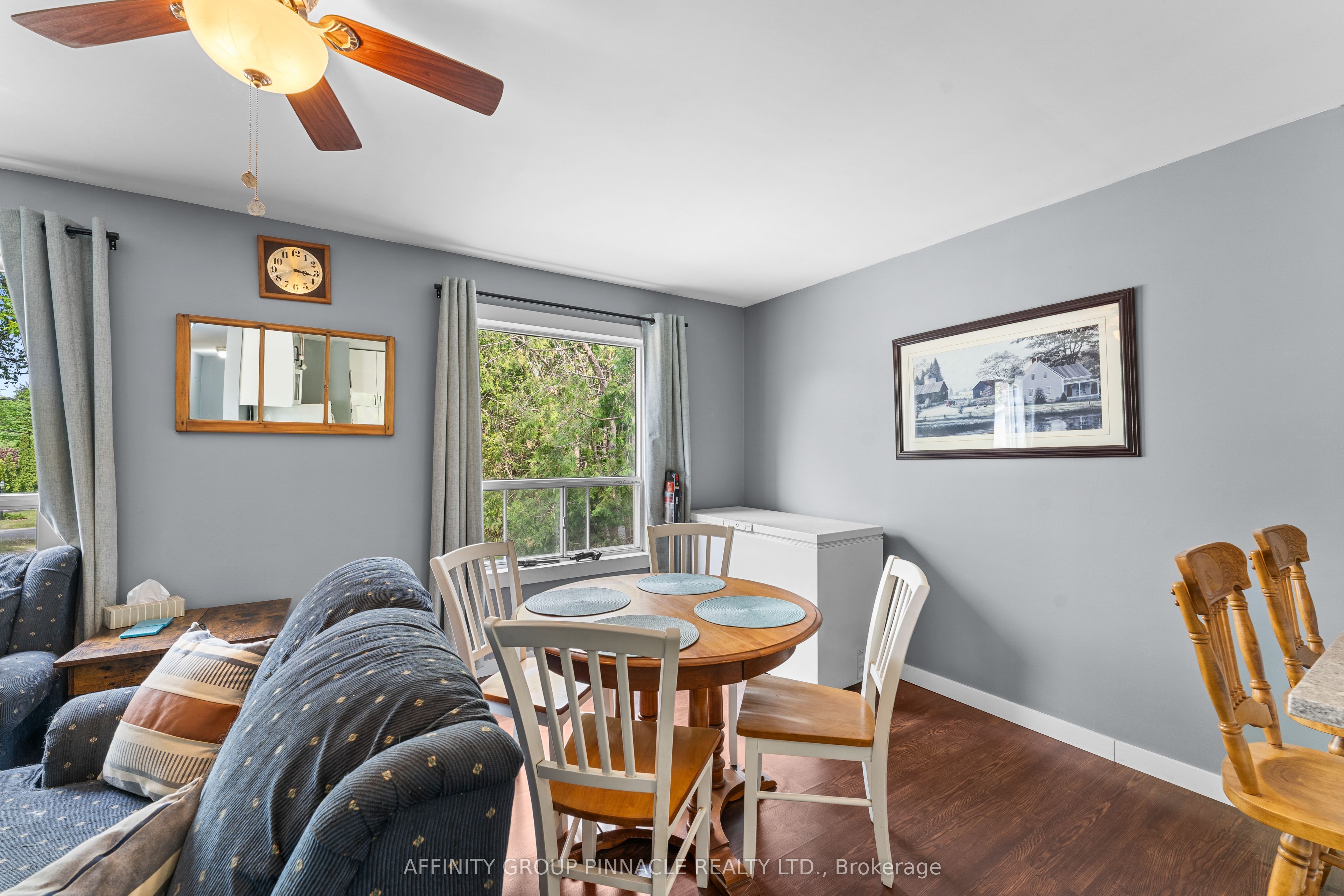 21 Alma Street N Property Photo 8