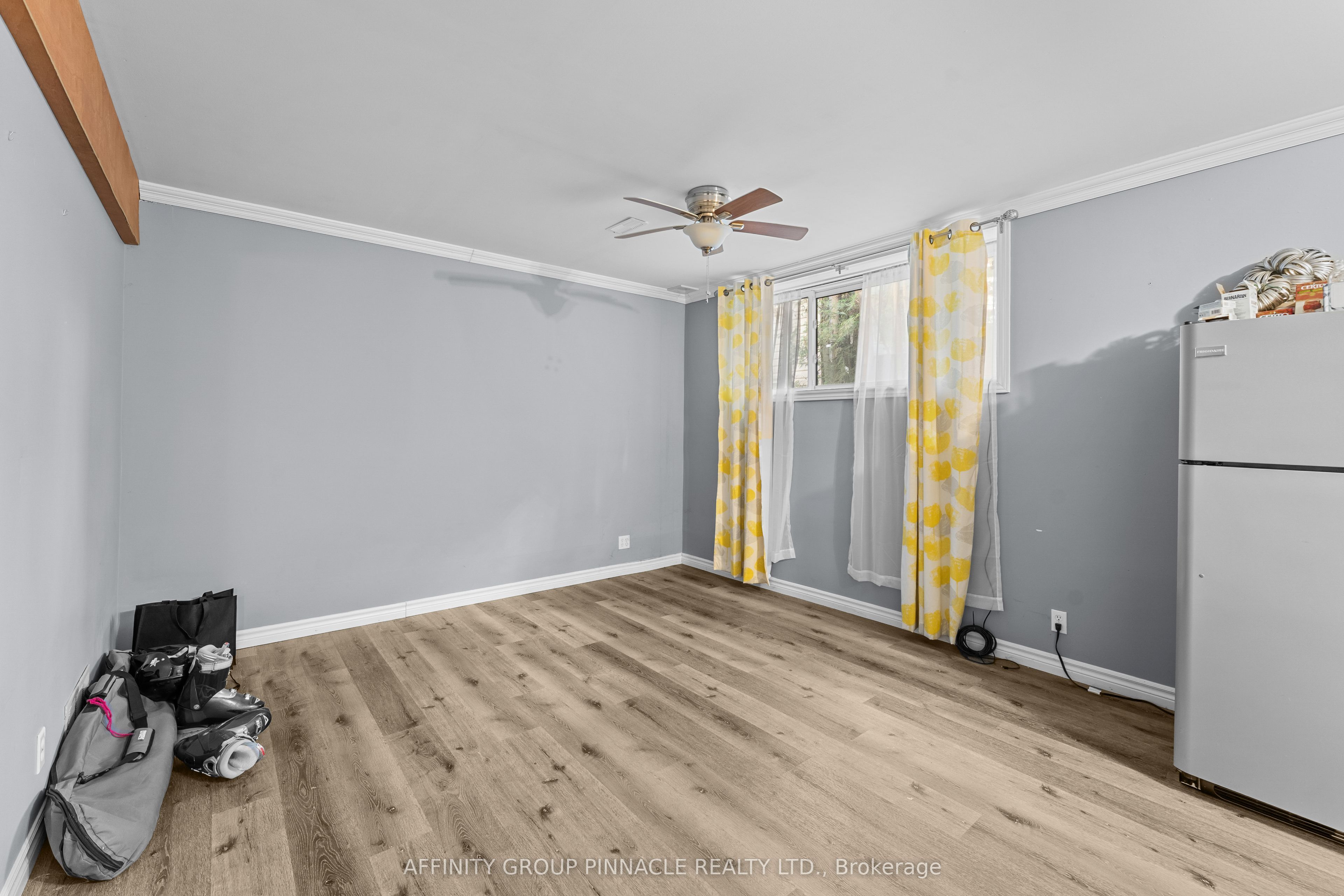 21 Alma Street N Property Photo 20