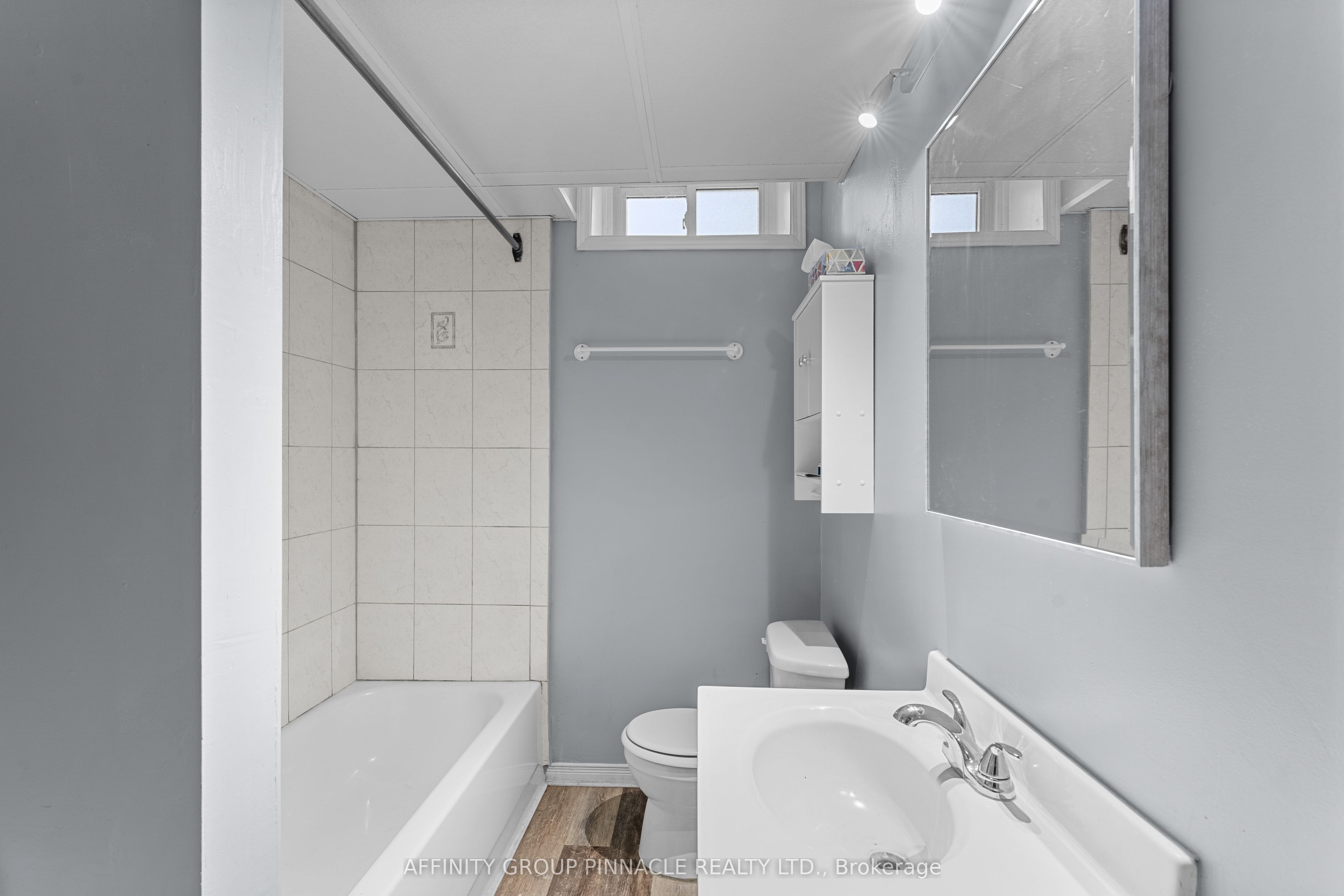 21 Alma Street N Property Photo 25
