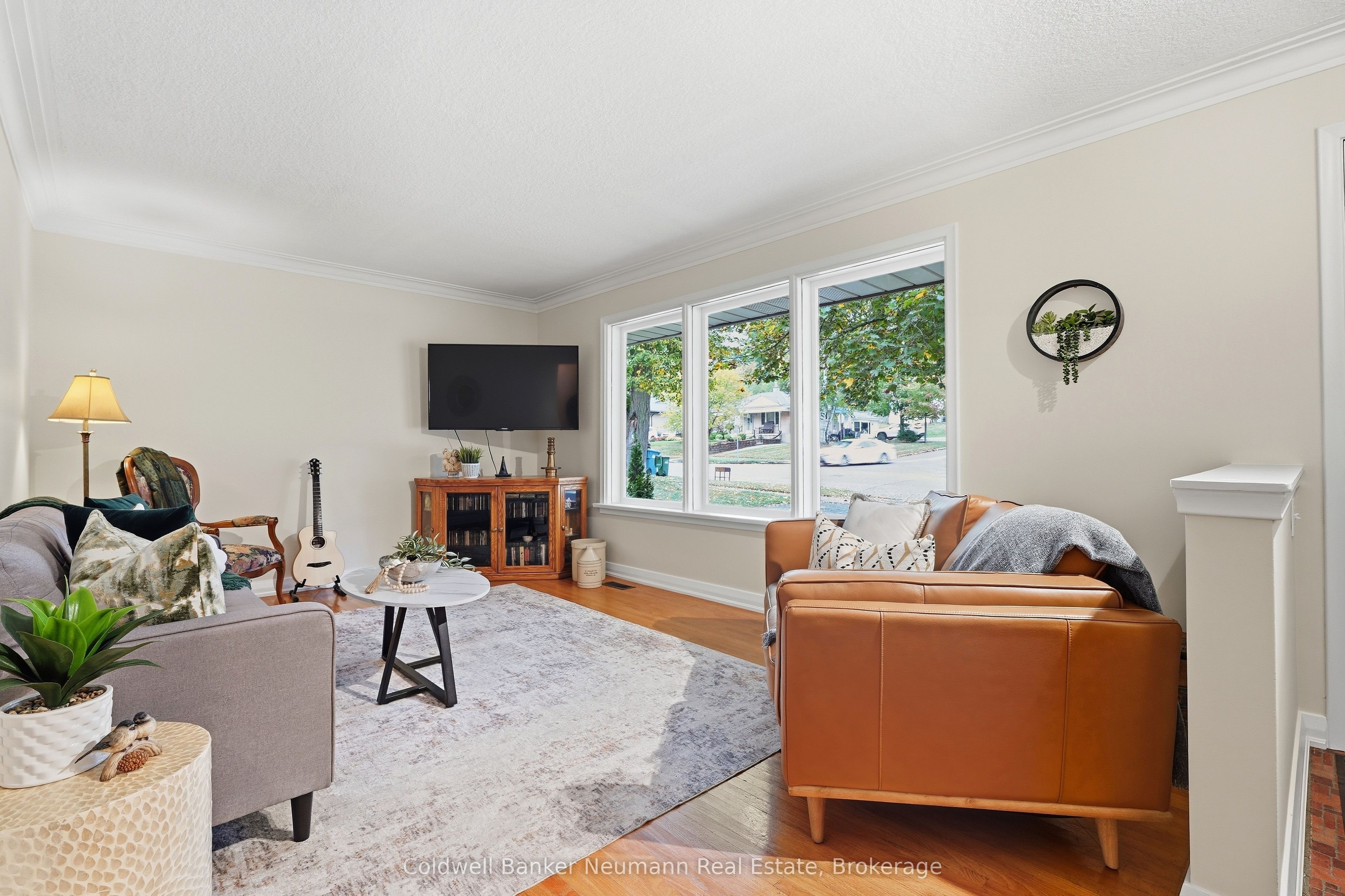 82 Knightswood Boulevard Property Photo 8