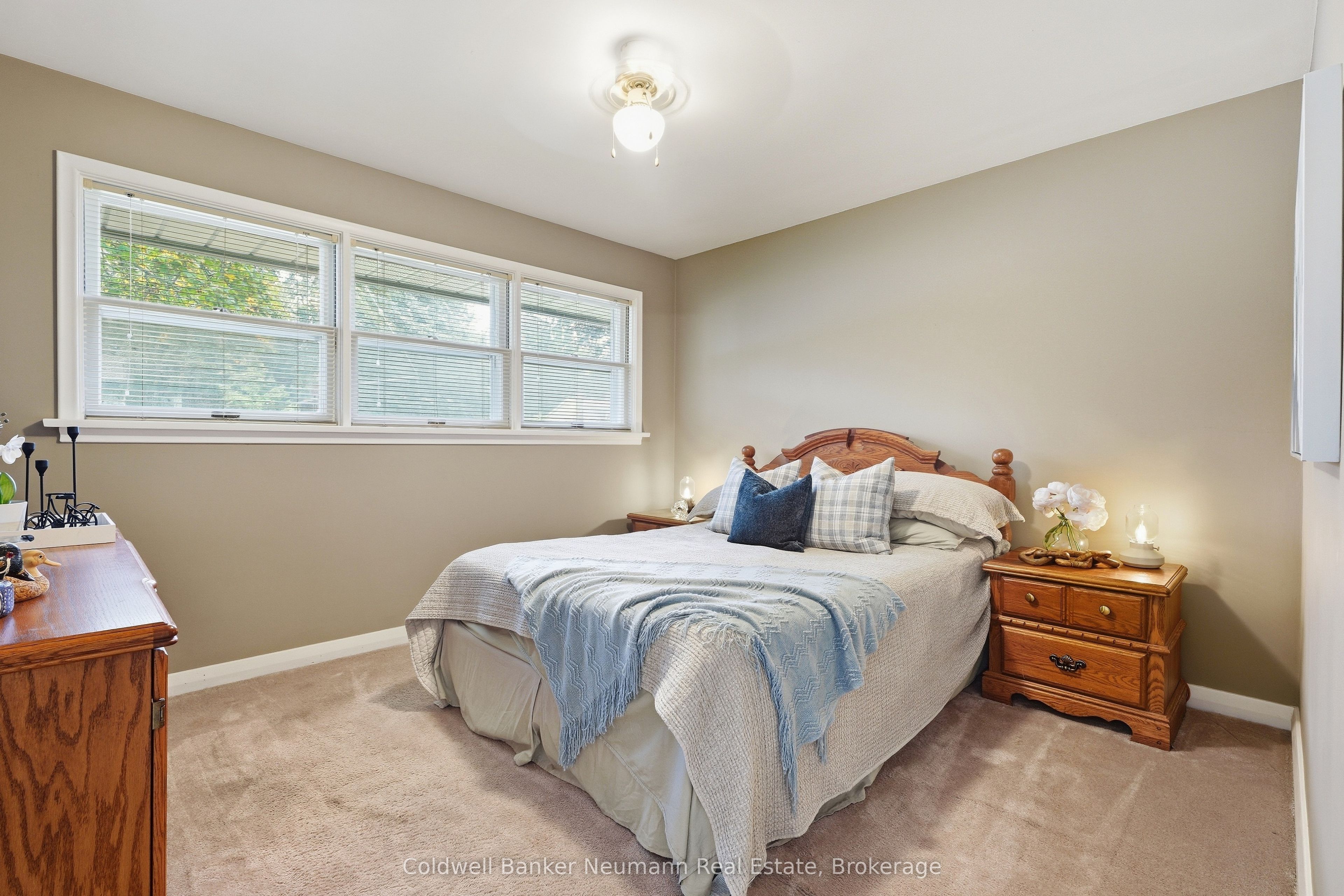 82 Knightswood Boulevard Property Photo 12