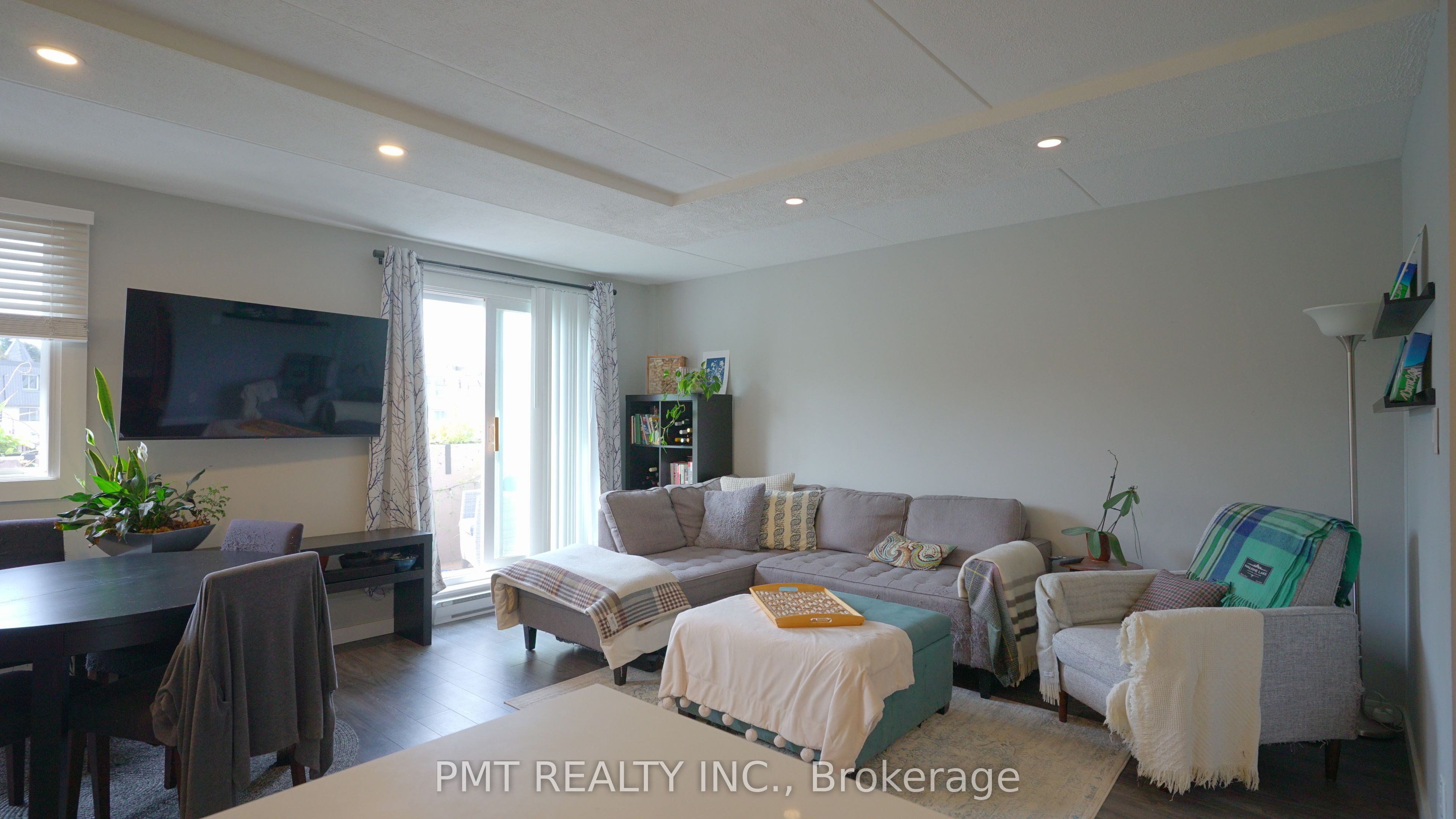 10 Cooper Street 203 Property Photo 6