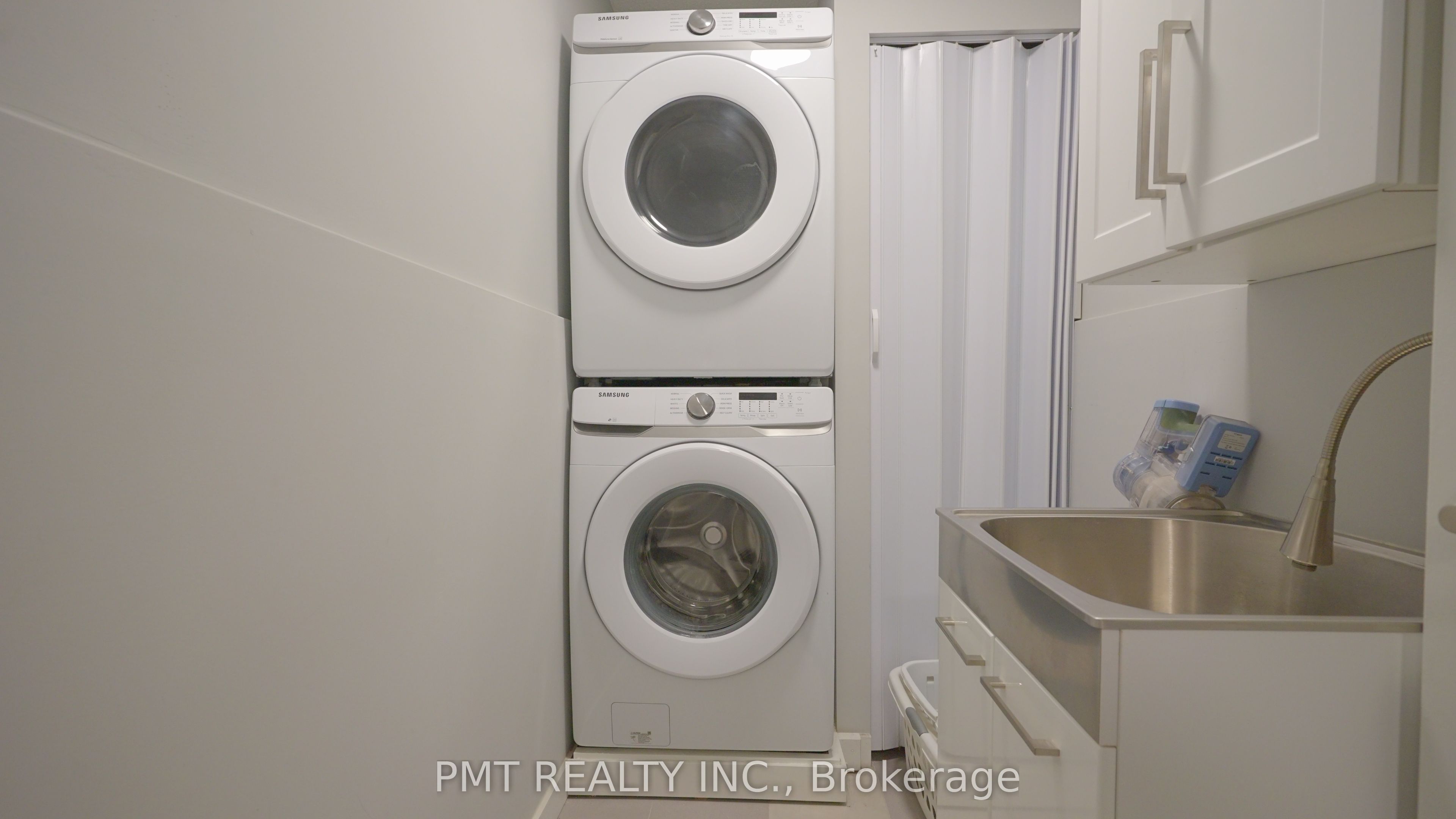 10 Cooper Street 203 Property Photo 20