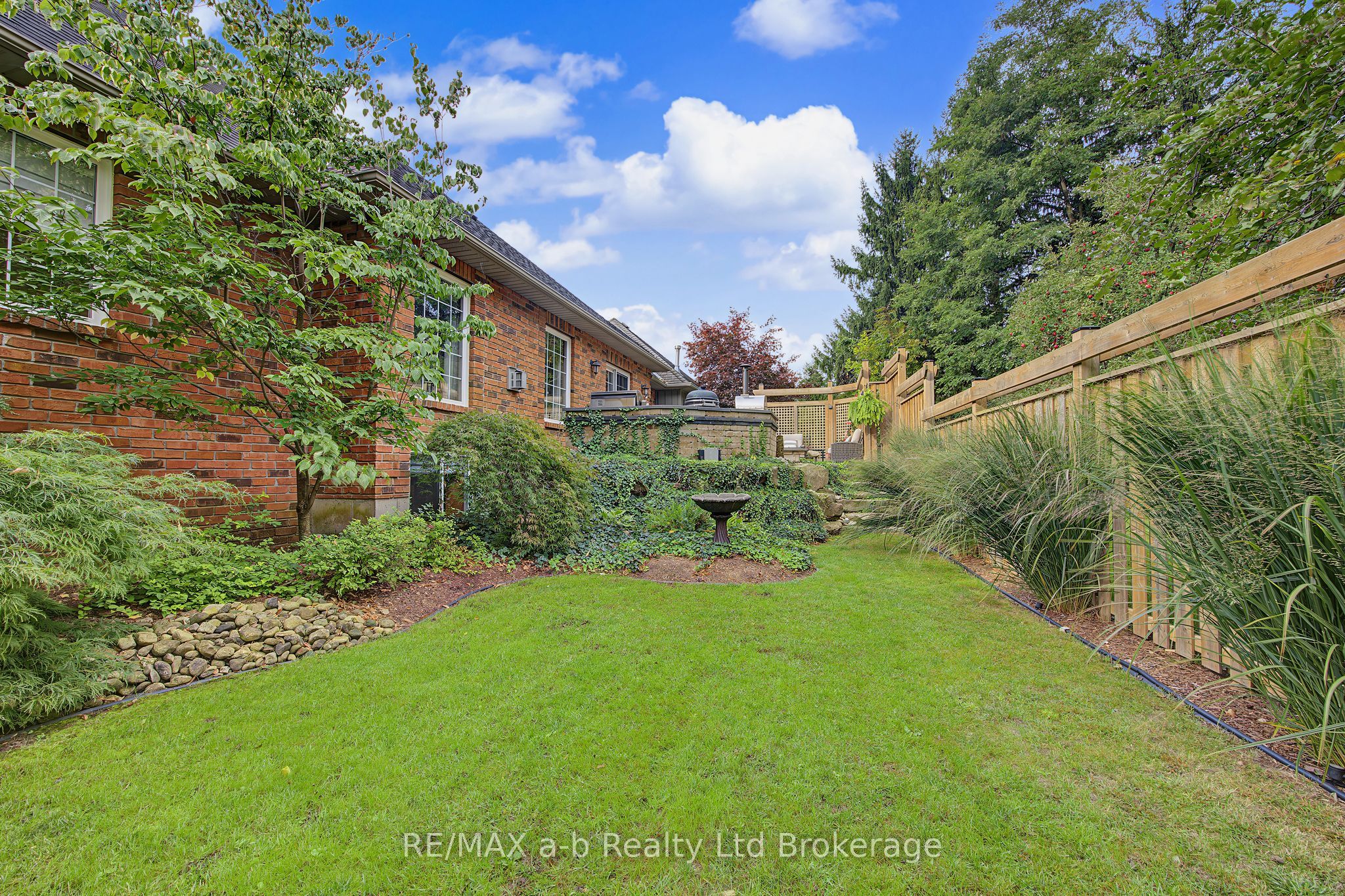 386087 Second Road Property Photo 44