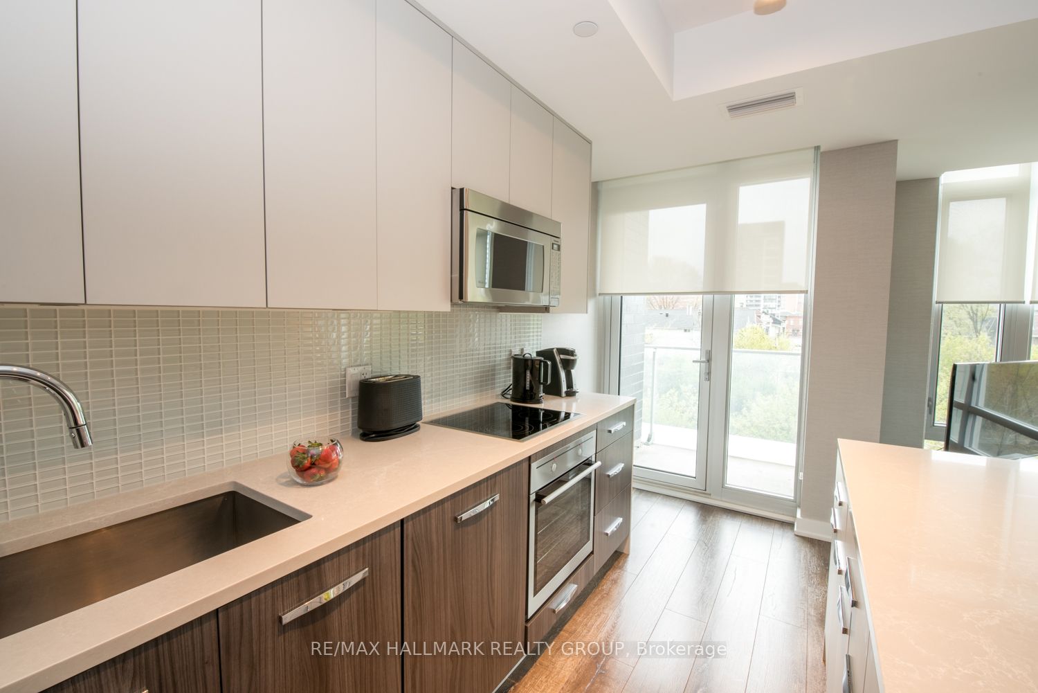 111 Champagne Avenue 210 Property Photo 15