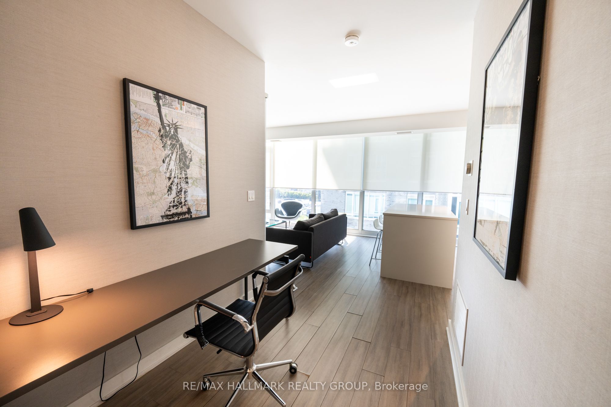 111 Champagne Avenue 611 Property Photo 6