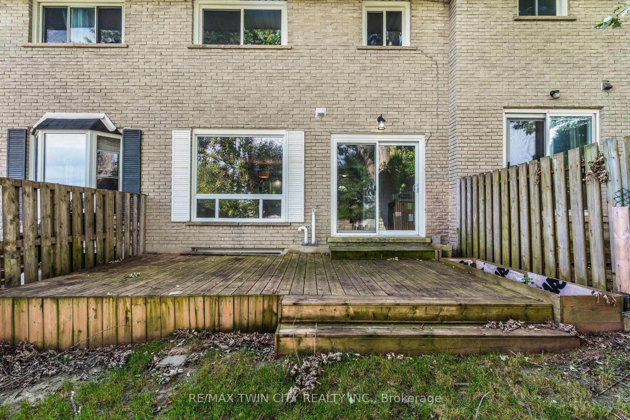 104 Ralgreen Crescent Property Photo 31