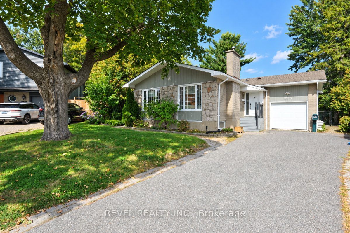 2213 CIRCLE Place Property Photo 1