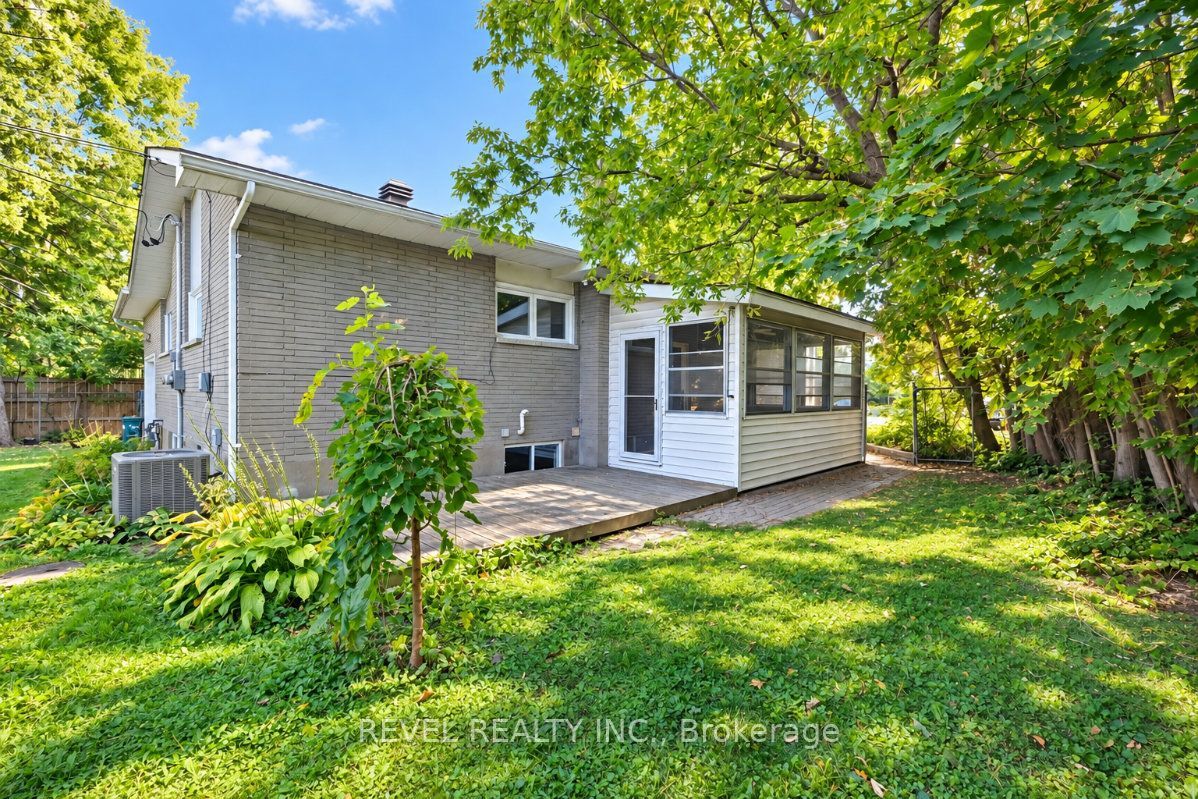 2213 Circle Place Property Photo 3
