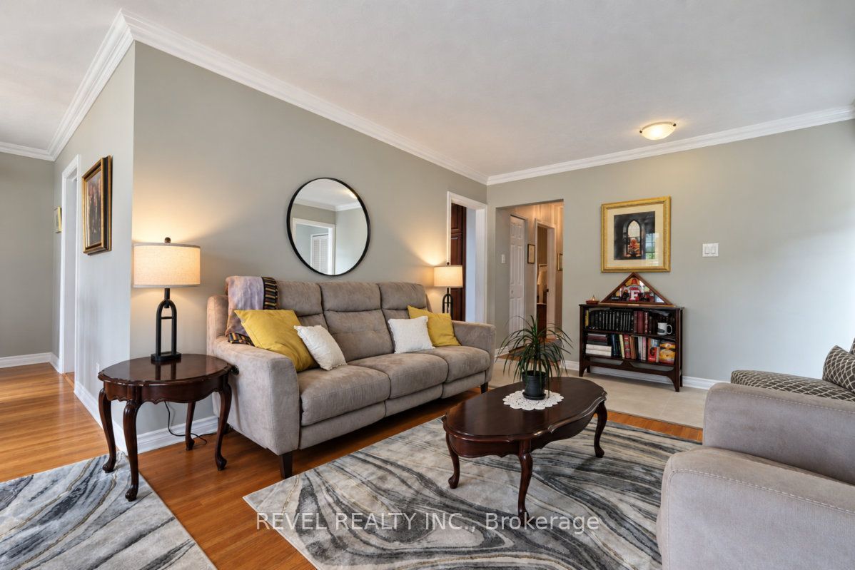 2213 Circle Place Property Photo 6