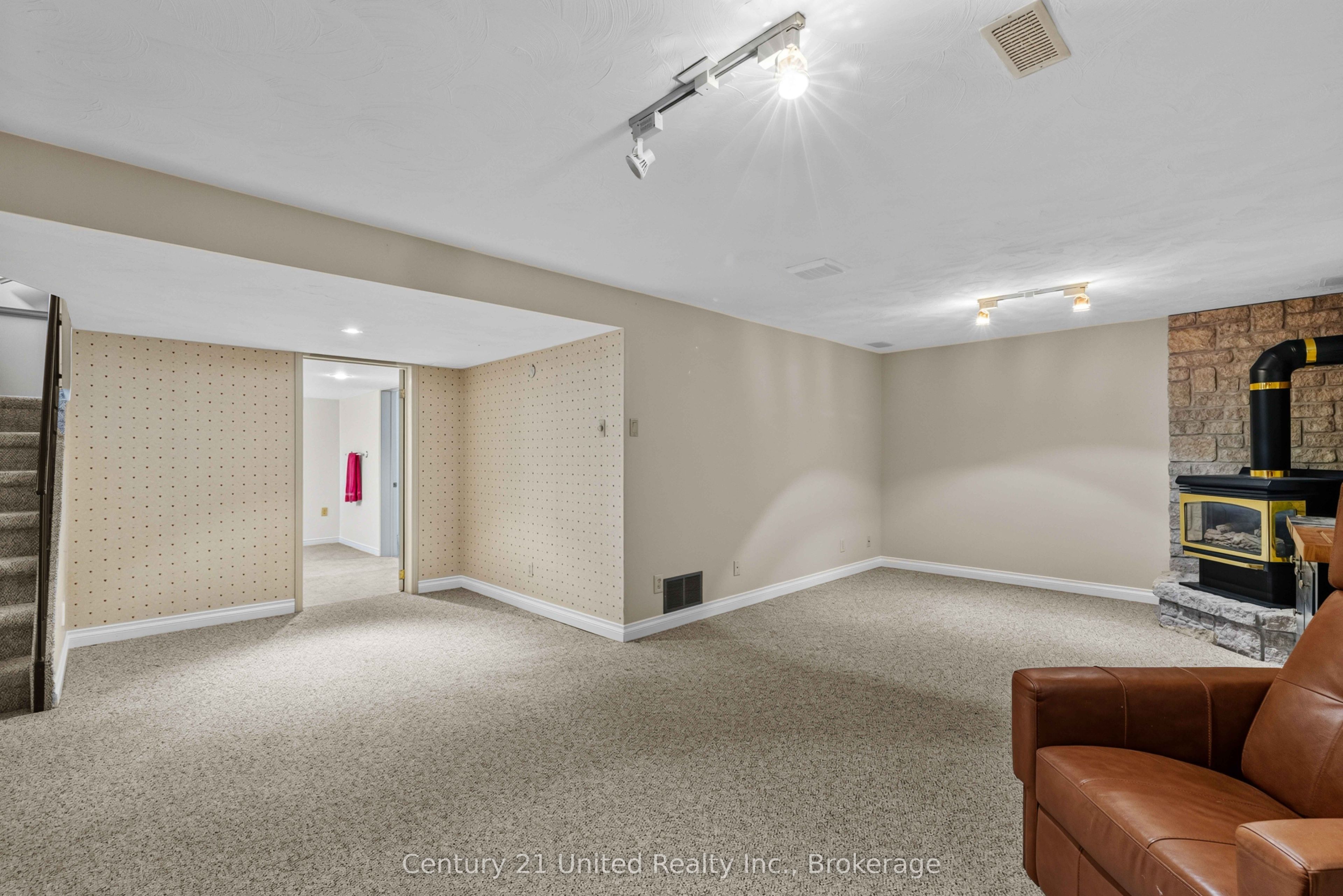 1203 Royal Drive Property Photo 26
