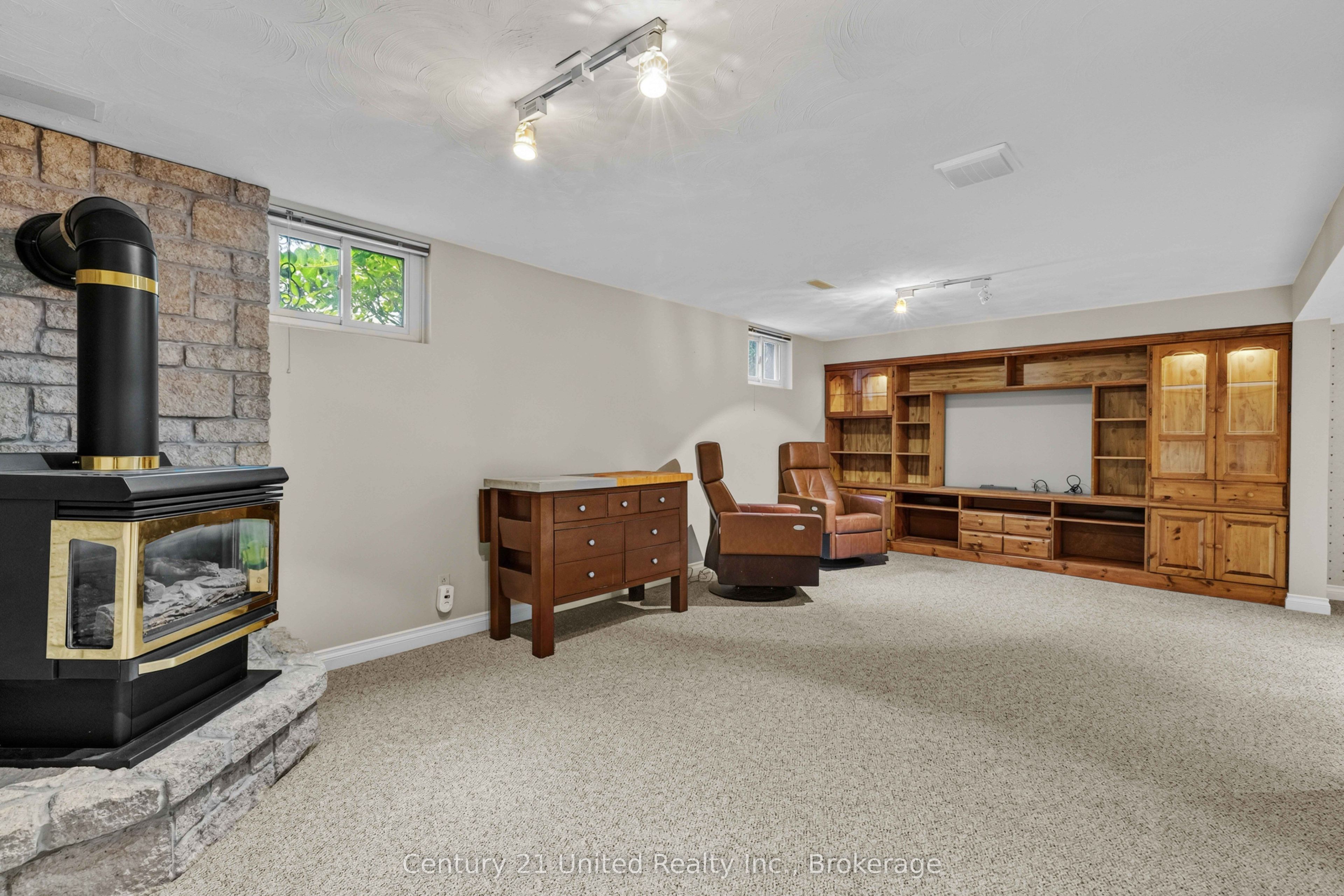 1203 Royal Drive Property Photo 30