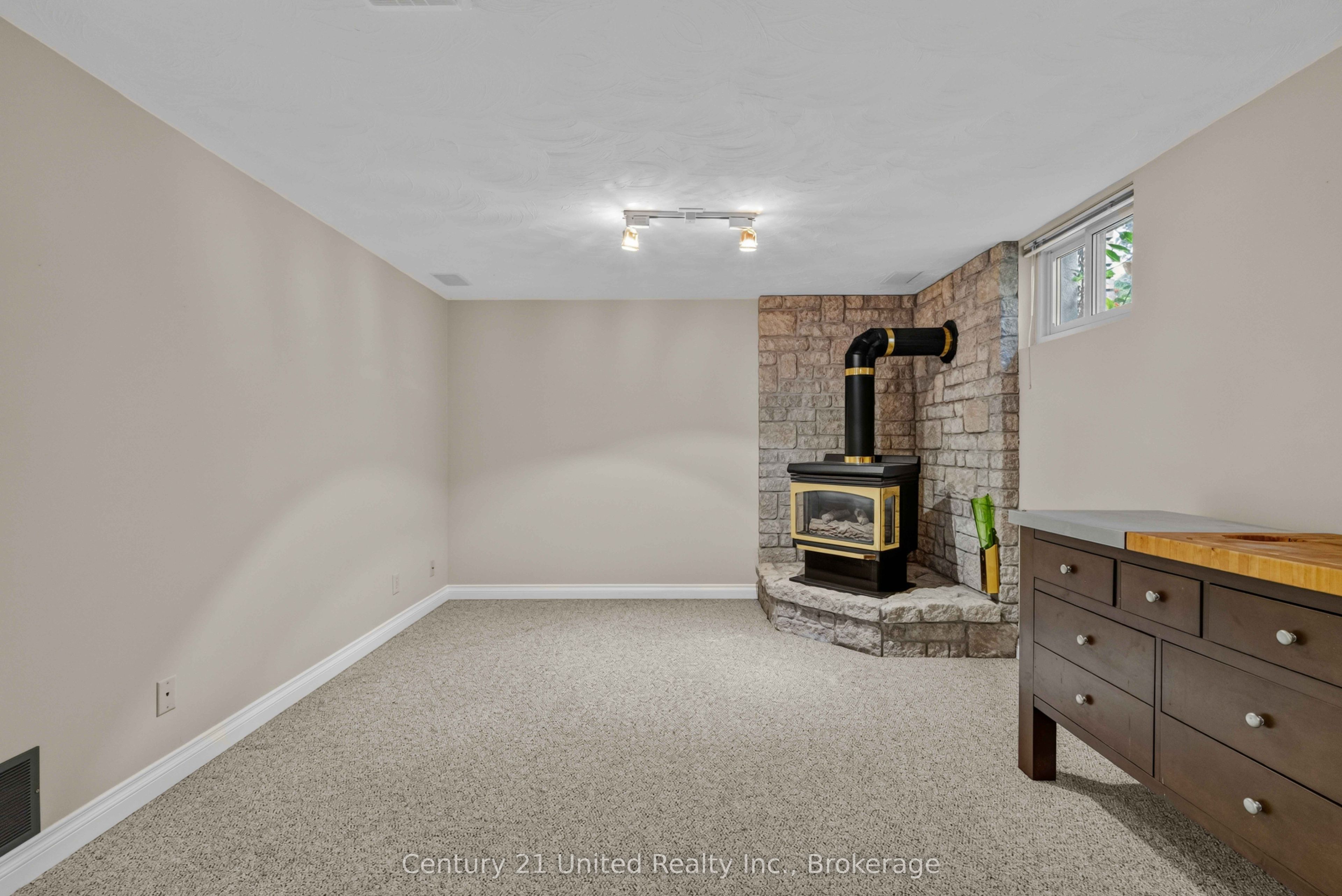 1203 Royal Drive Property Photo 32