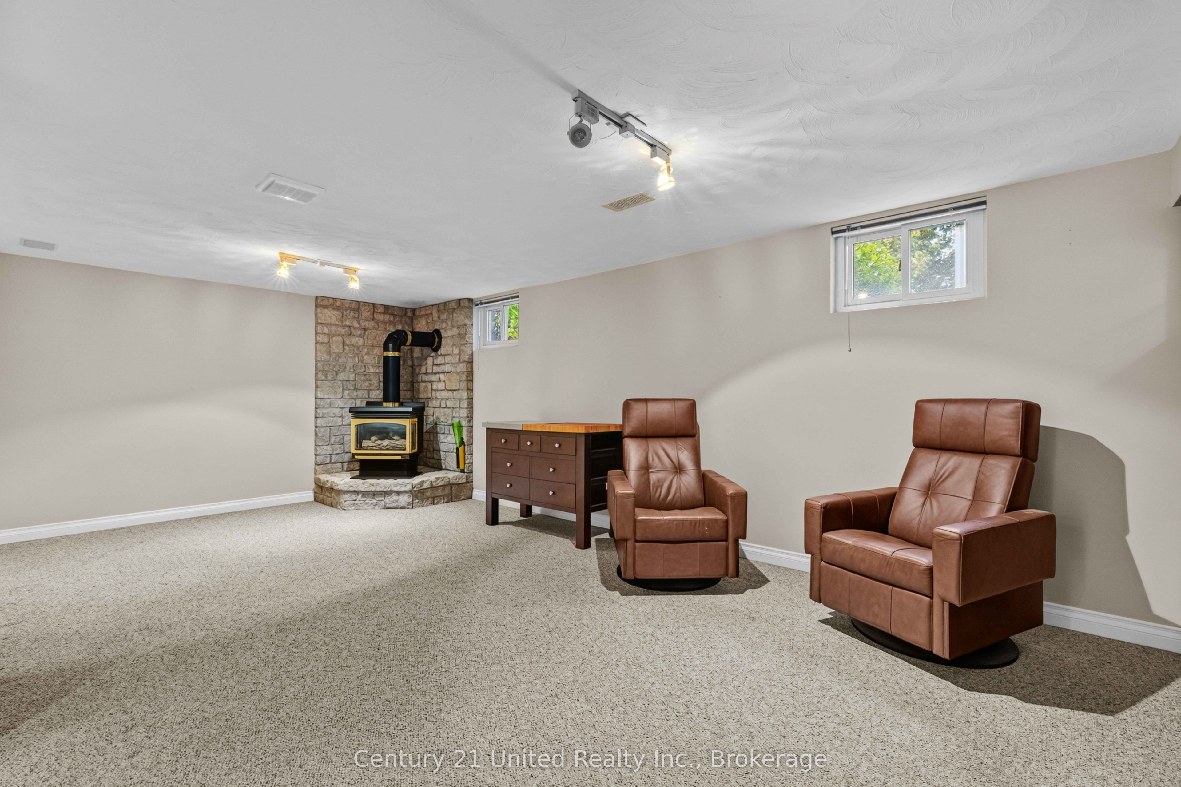1203 Royal Drive Property Photo 33
