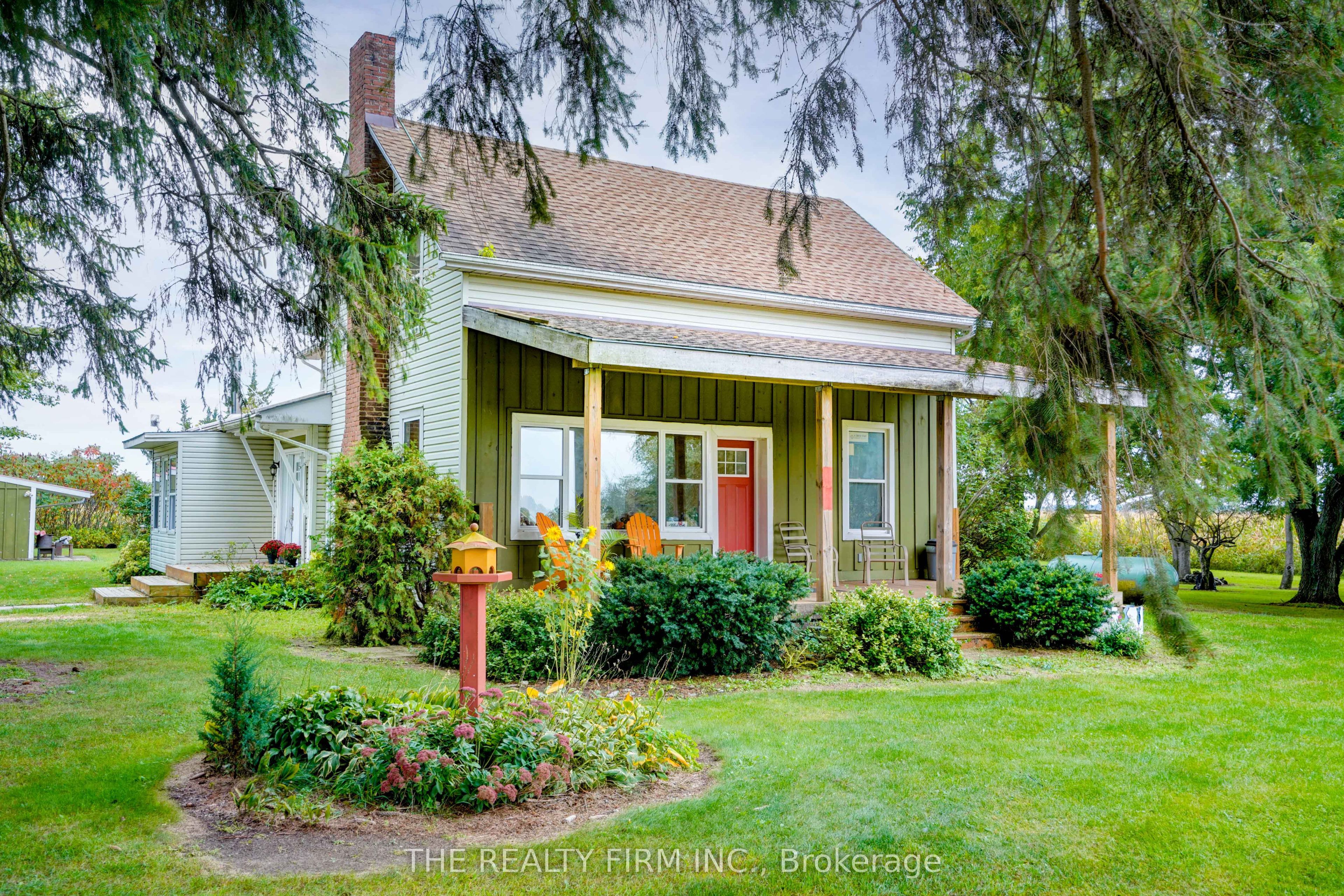 695 Cameron Road Property Photo 1
