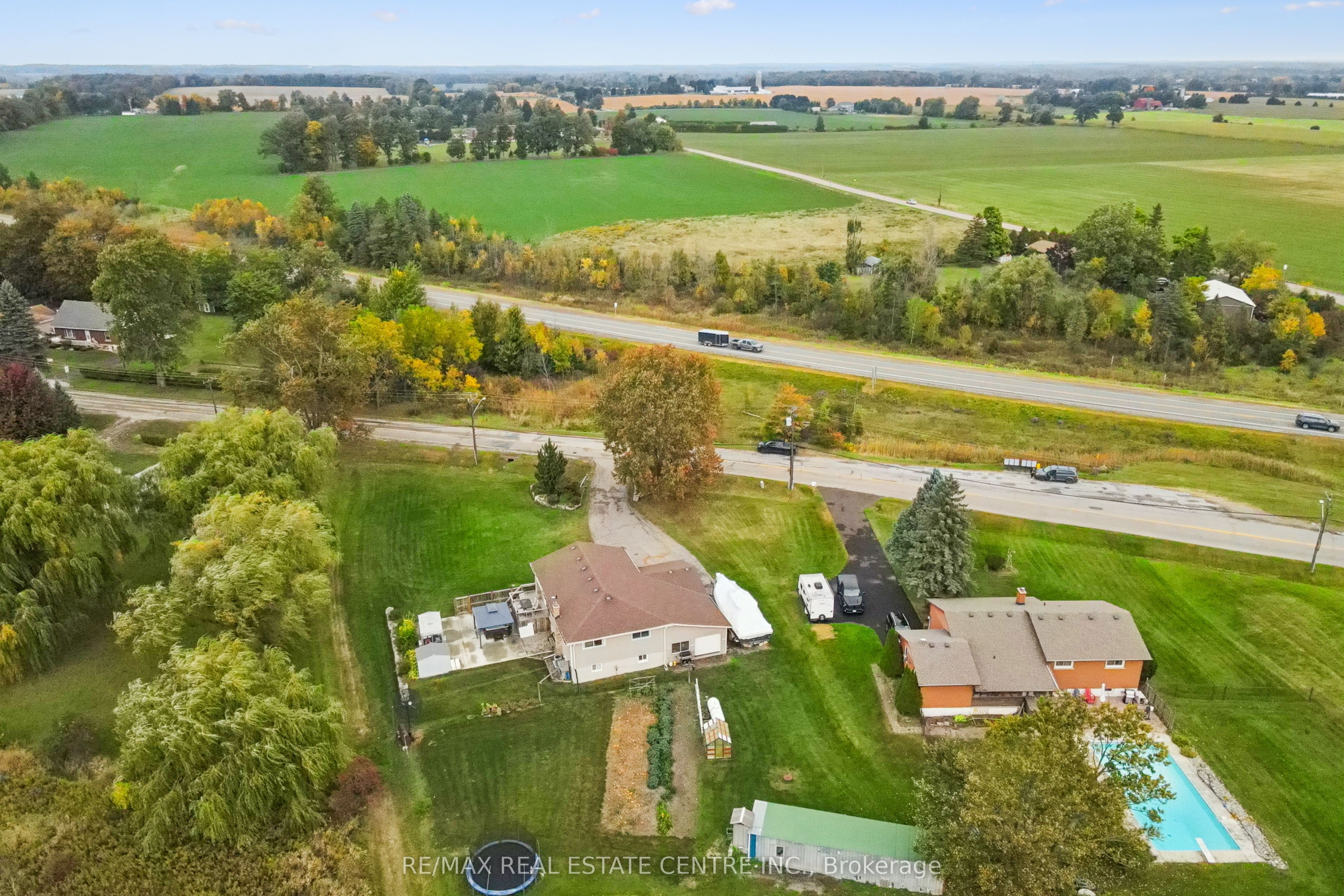 1211 Old 8 Highway Property Photo 30