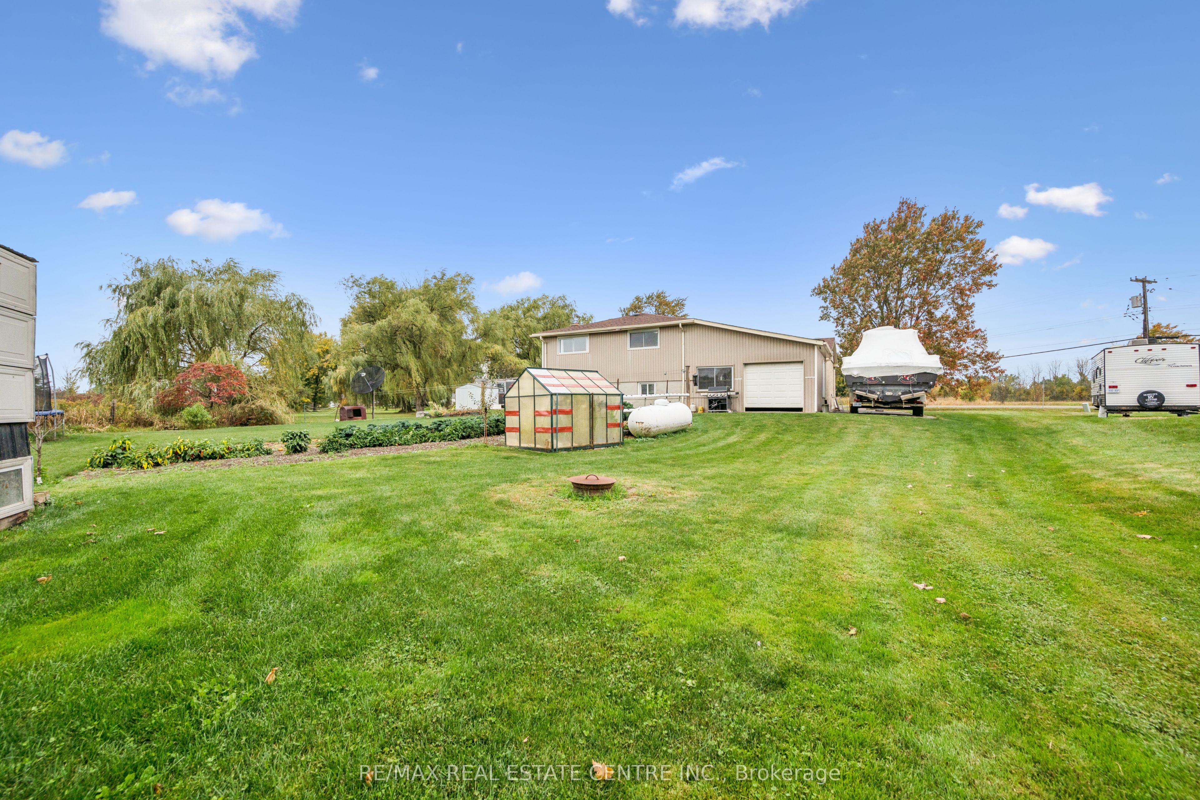 1211 Old 8 Highway Property Photo 33