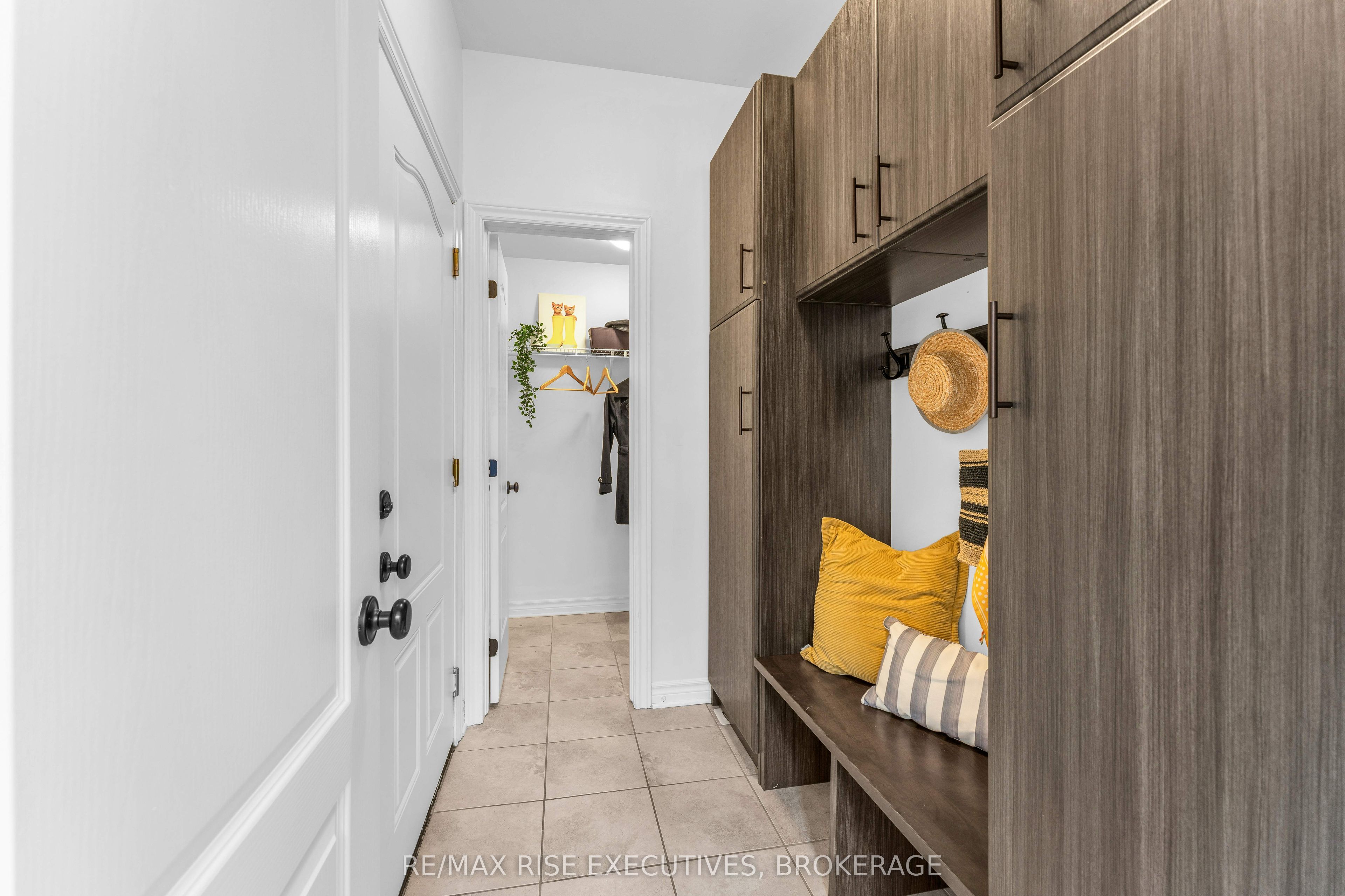 1704 Reginald Bart Drive Property Photo 16