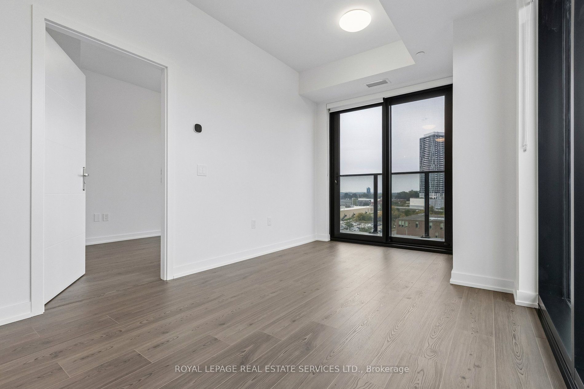 30 Francis Street S 909 Property Photo 12