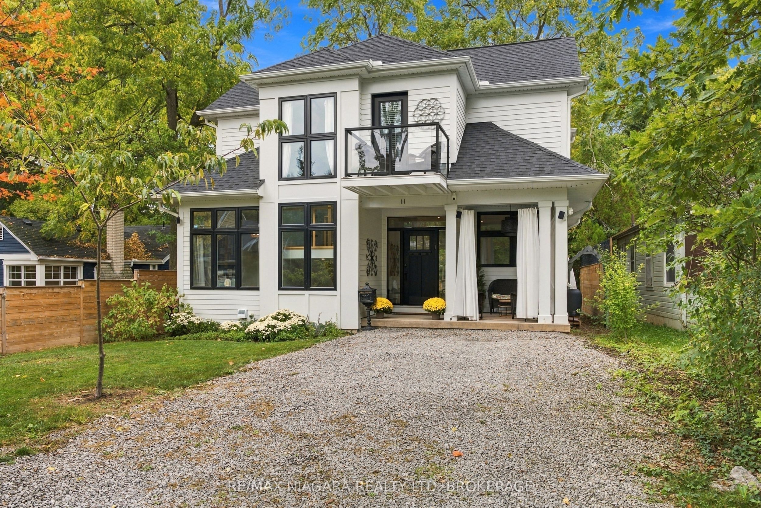 11 Wilberforce Avenue Property Photo 2