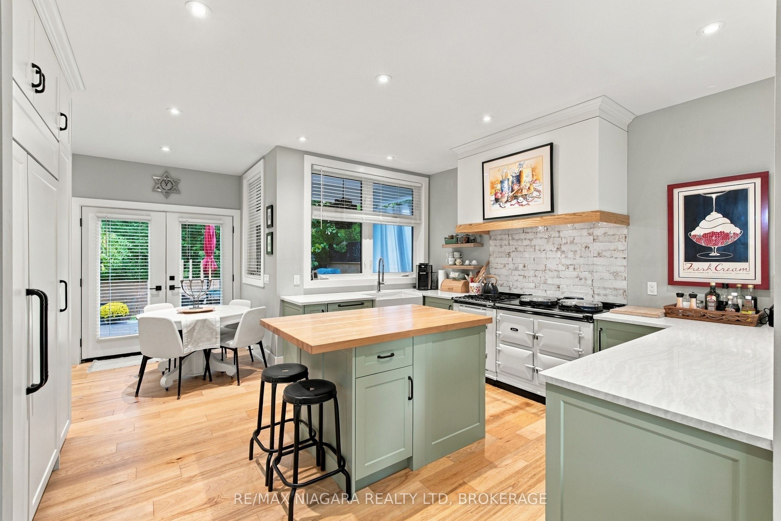 11 Wilberforce Avenue Property Photo 11