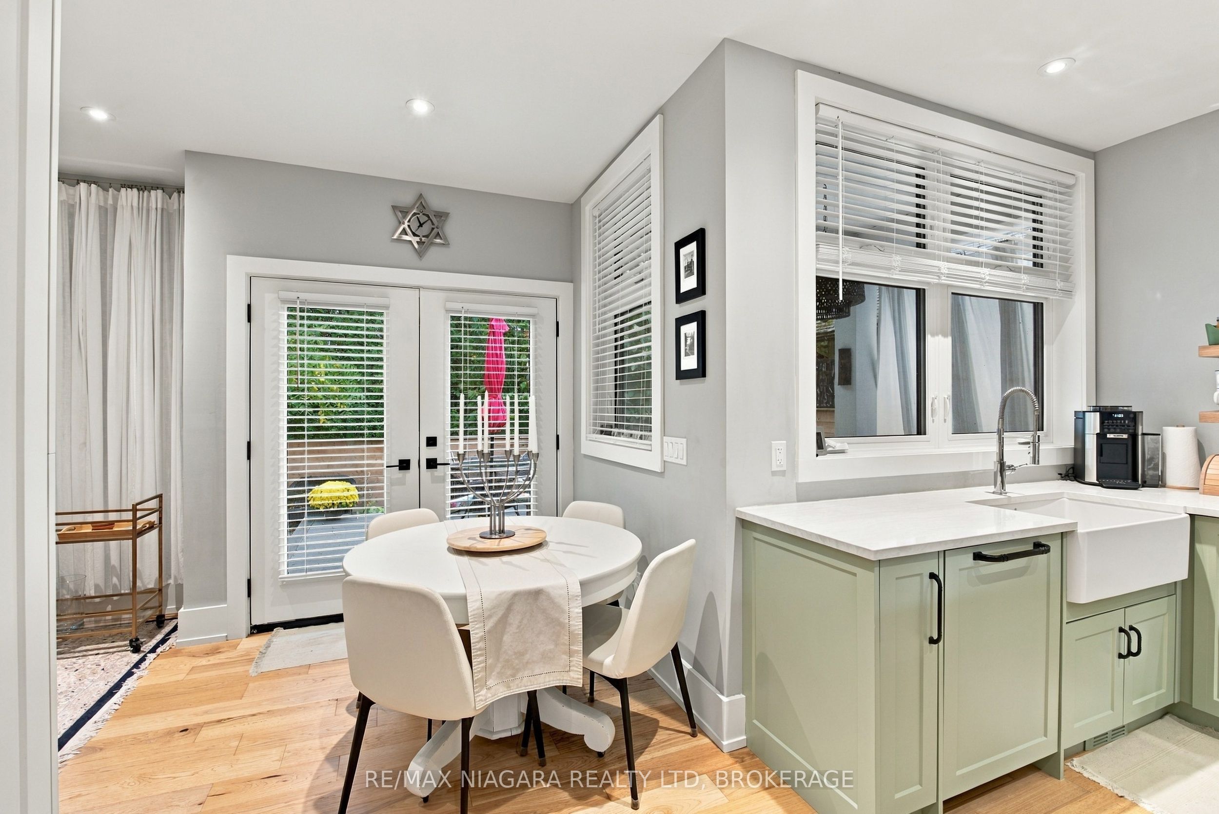 11 Wilberforce Avenue Property Photo 16