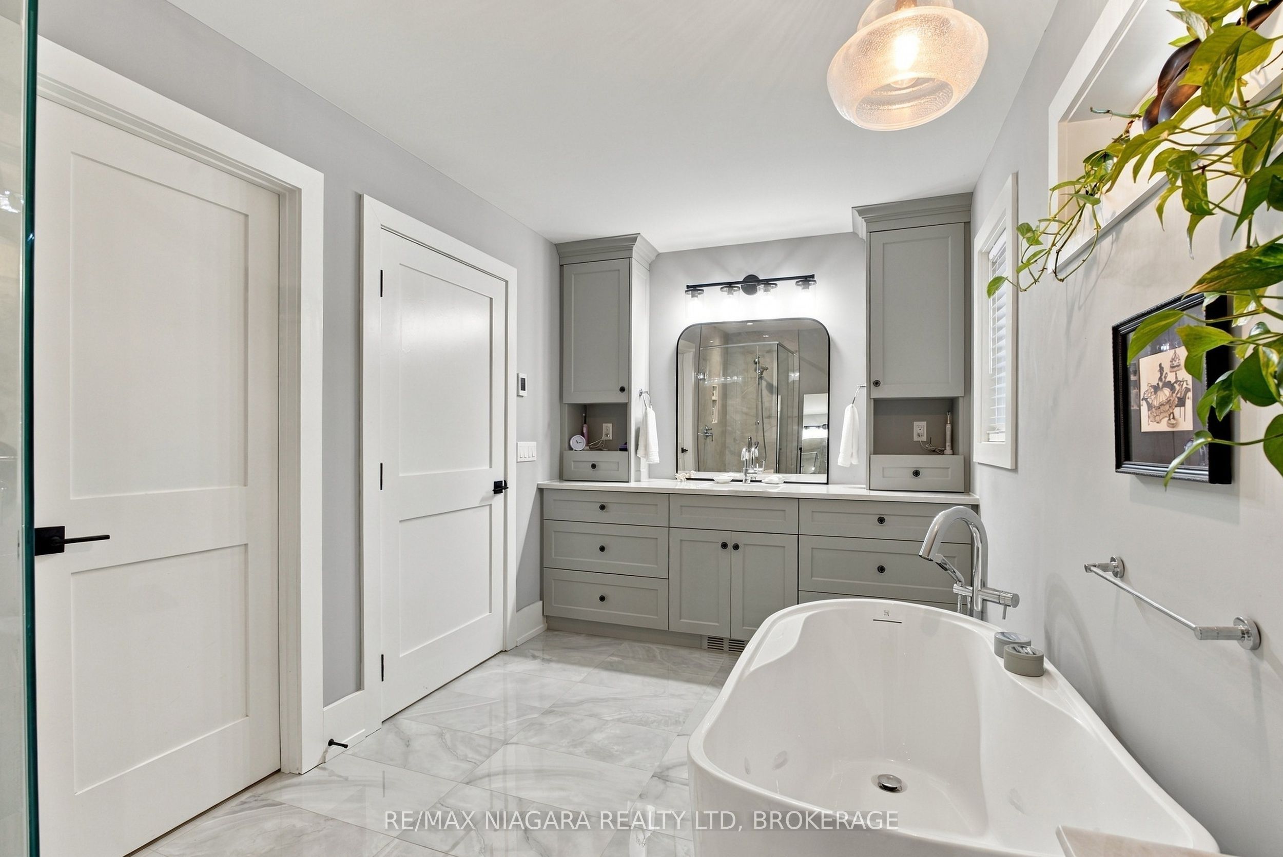 11 Wilberforce Avenue Property Photo 26