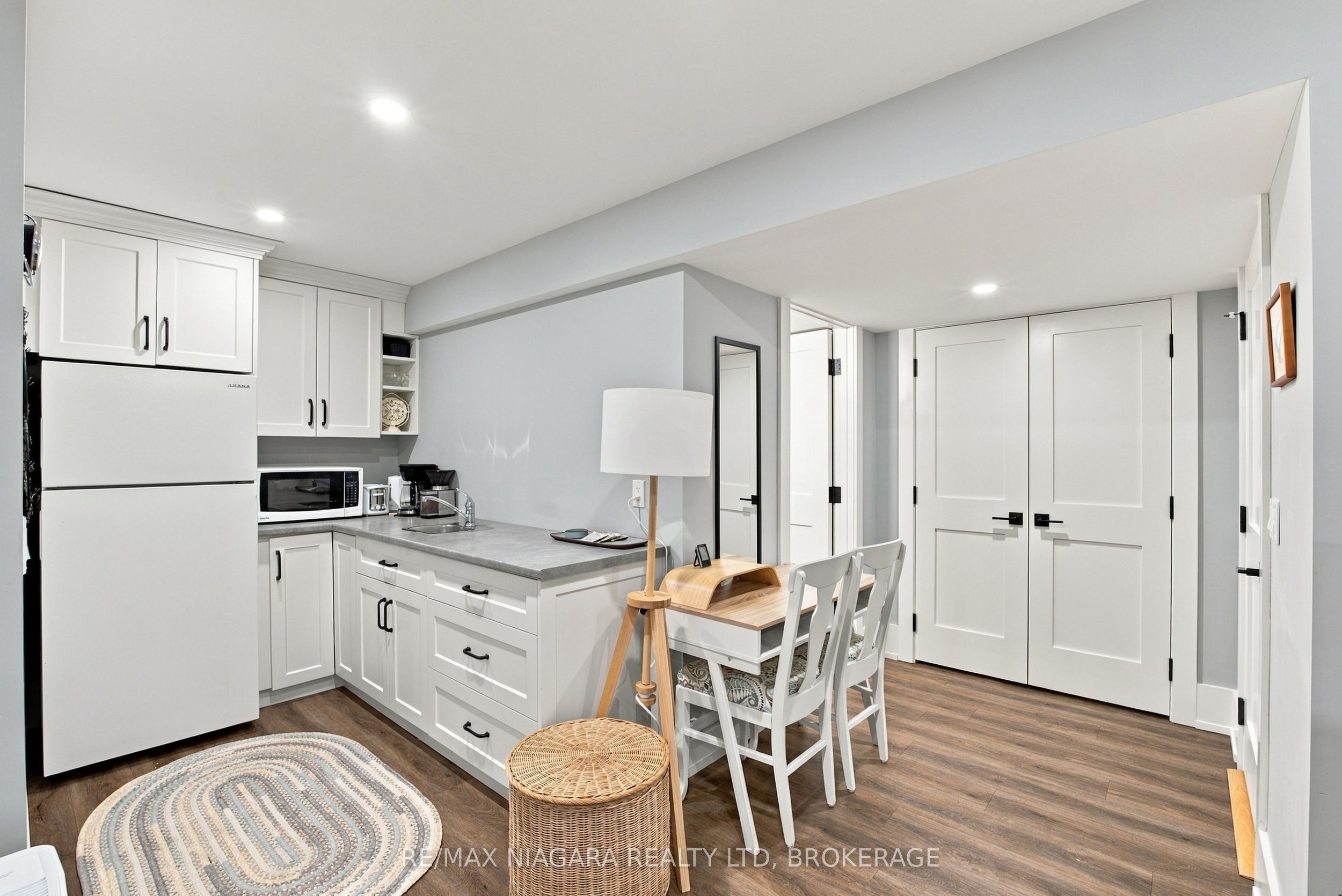 11 Wilberforce Avenue Property Photo 38