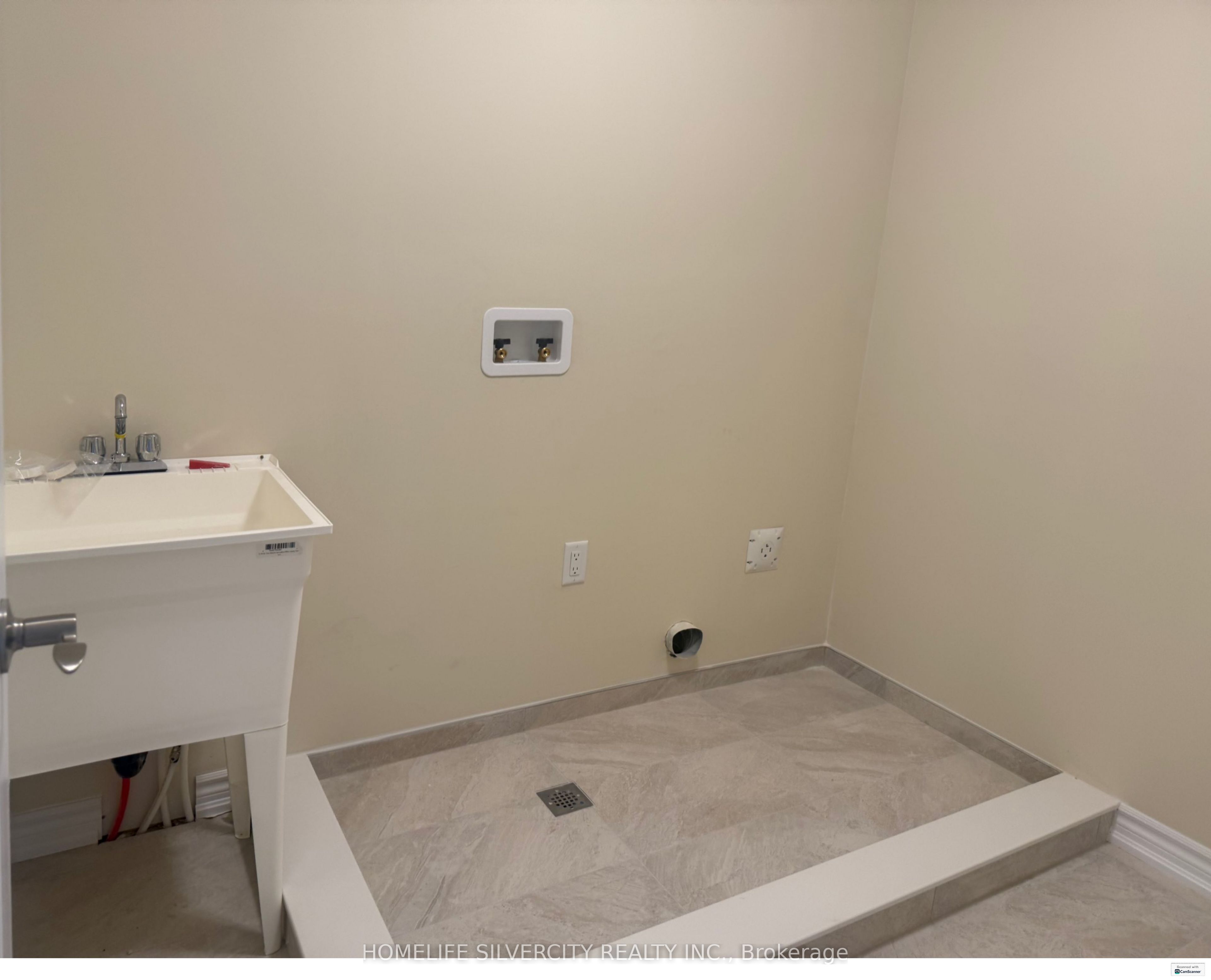 15 Chapman Road Property Photo 27