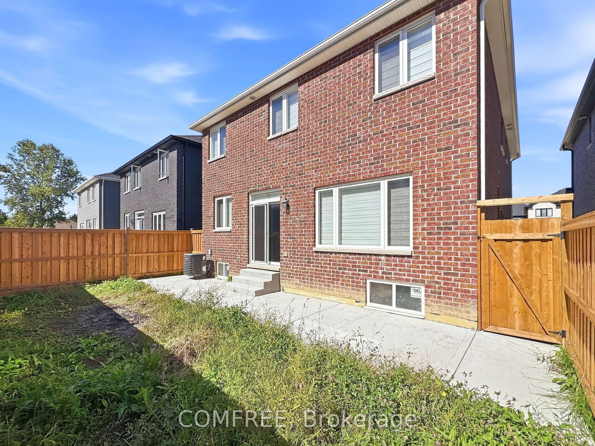 4277 John Ross Court Property Photo 2