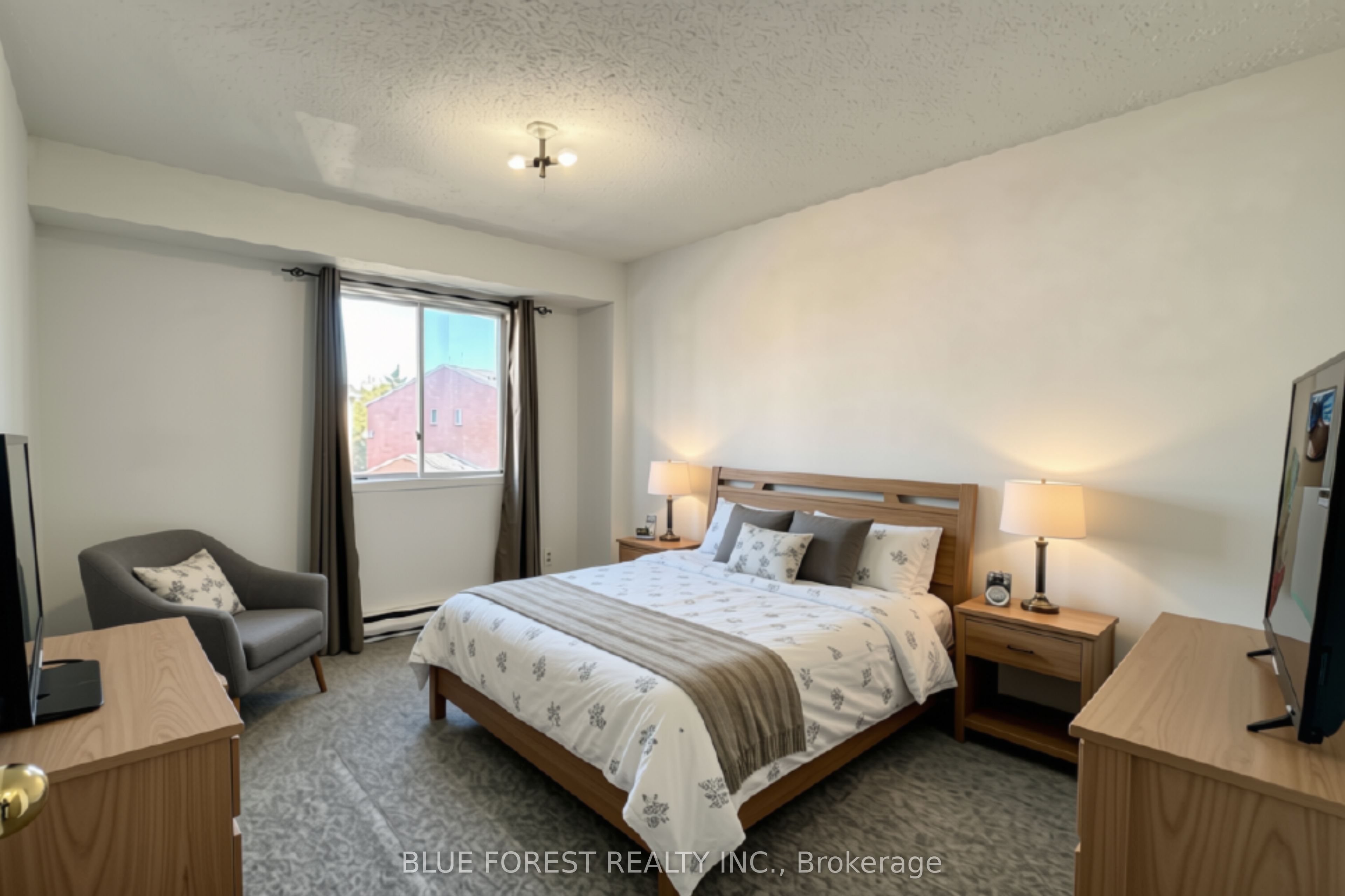 1096 Jalna Boulevard 141 Property Photo 8