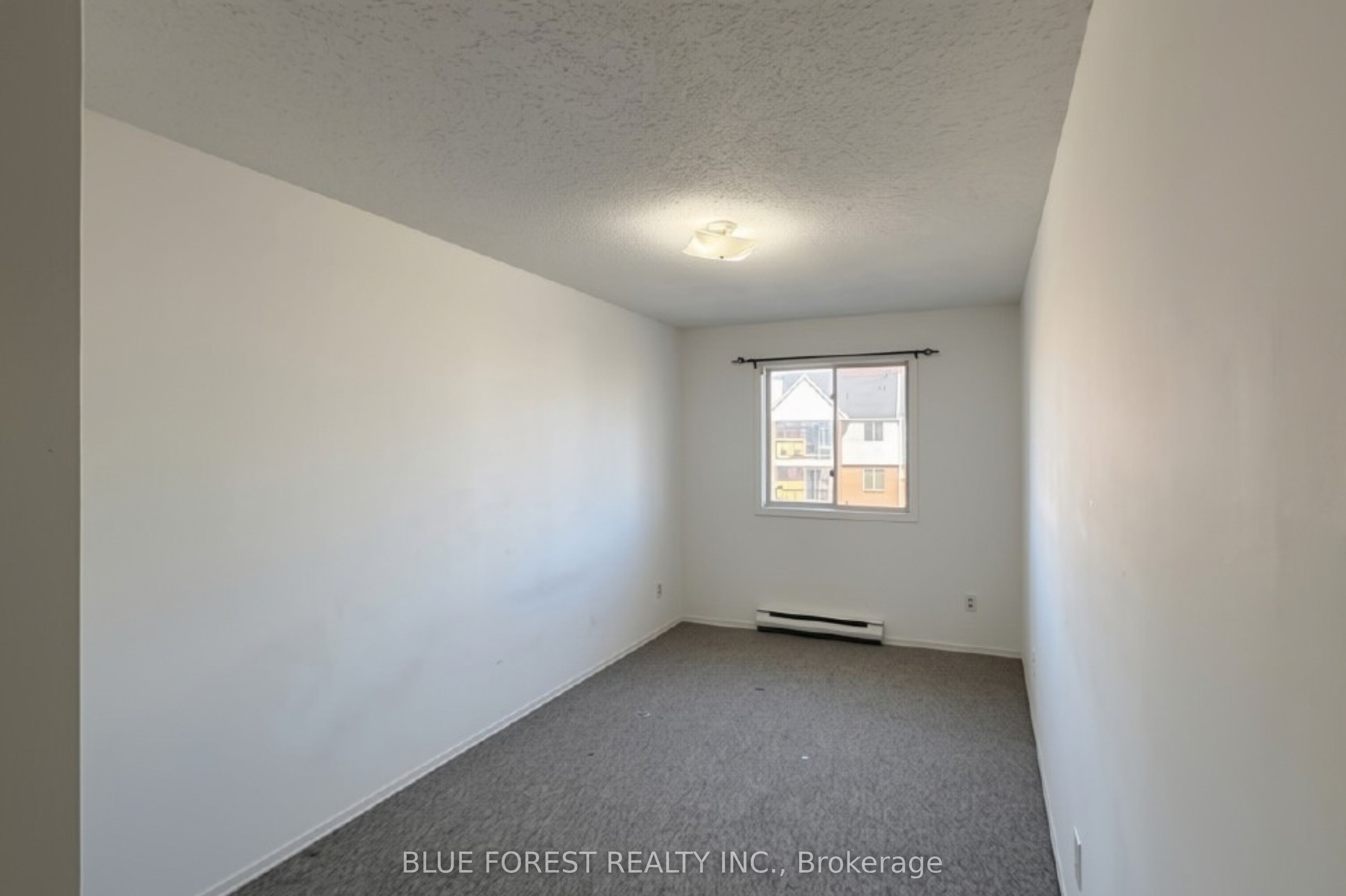 1096 Jalna Boulevard 141 Property Photo 10