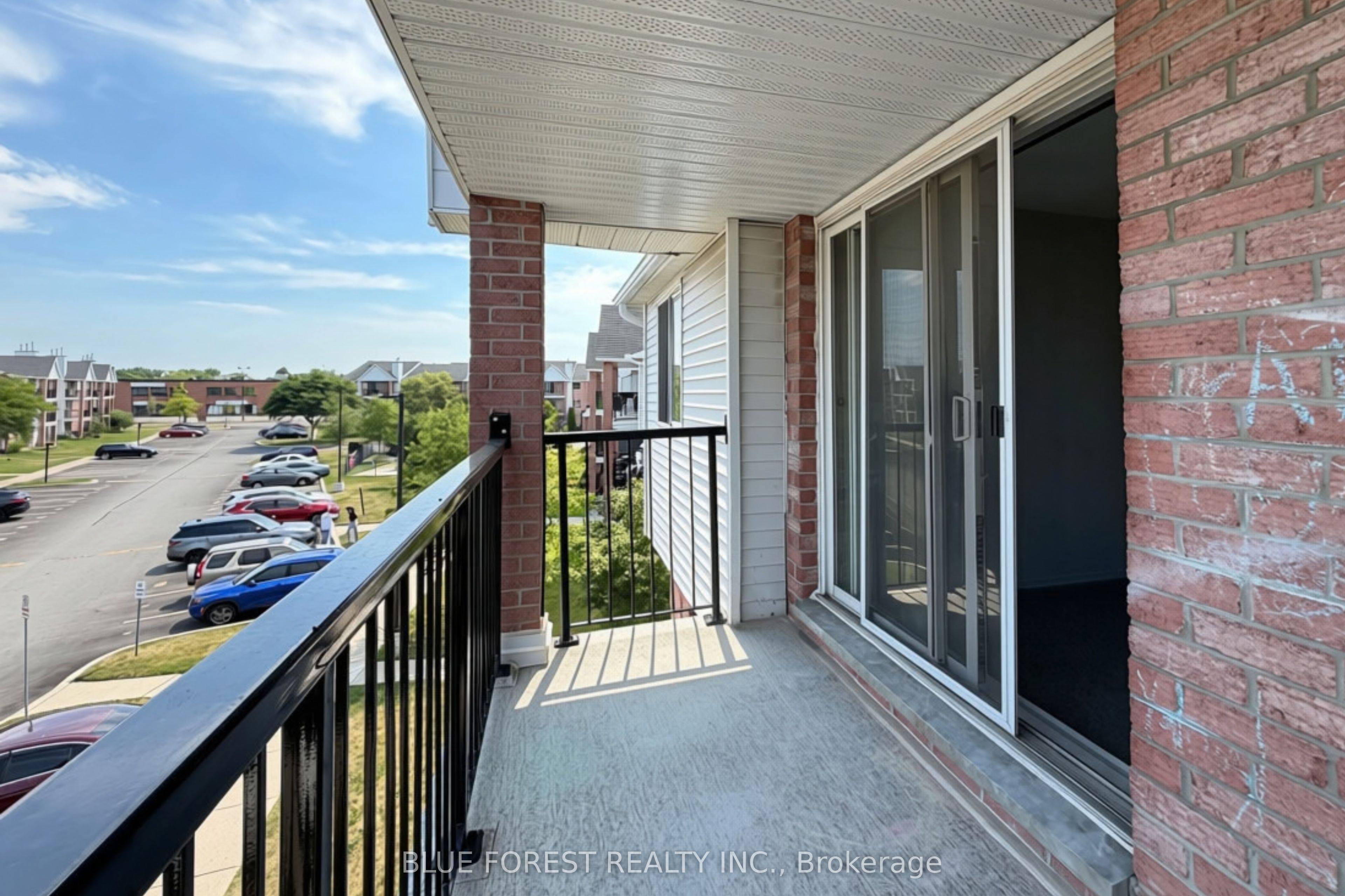 1096 Jalna Boulevard 141 Property Photo 12