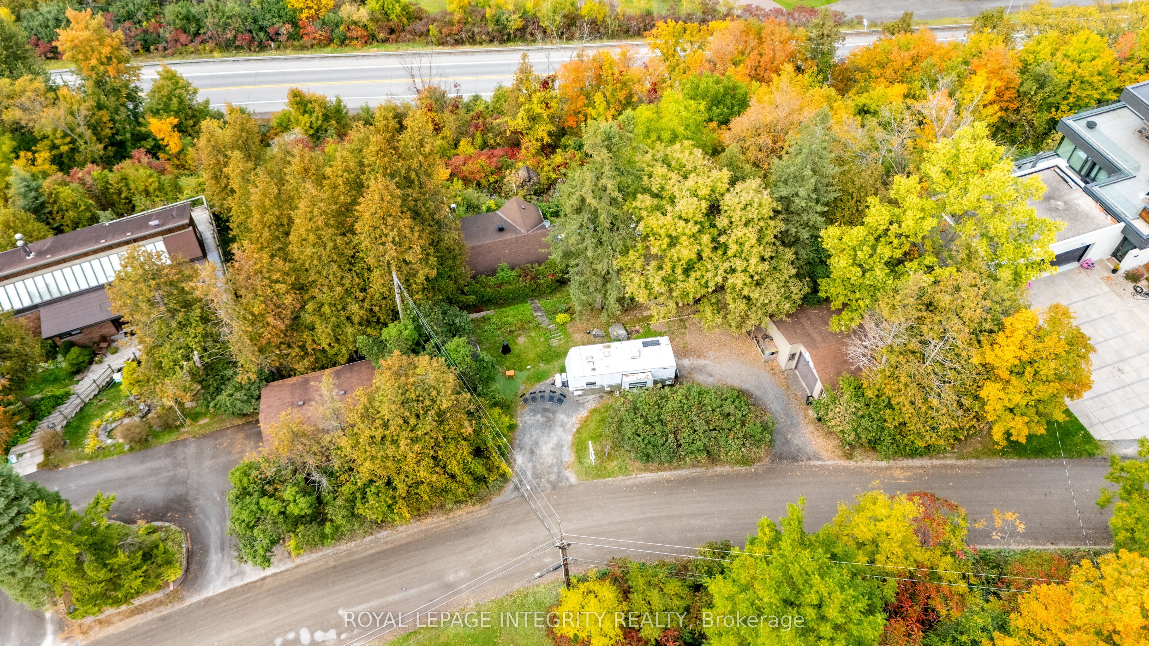 1587 Lilac Lane Property Photo 12