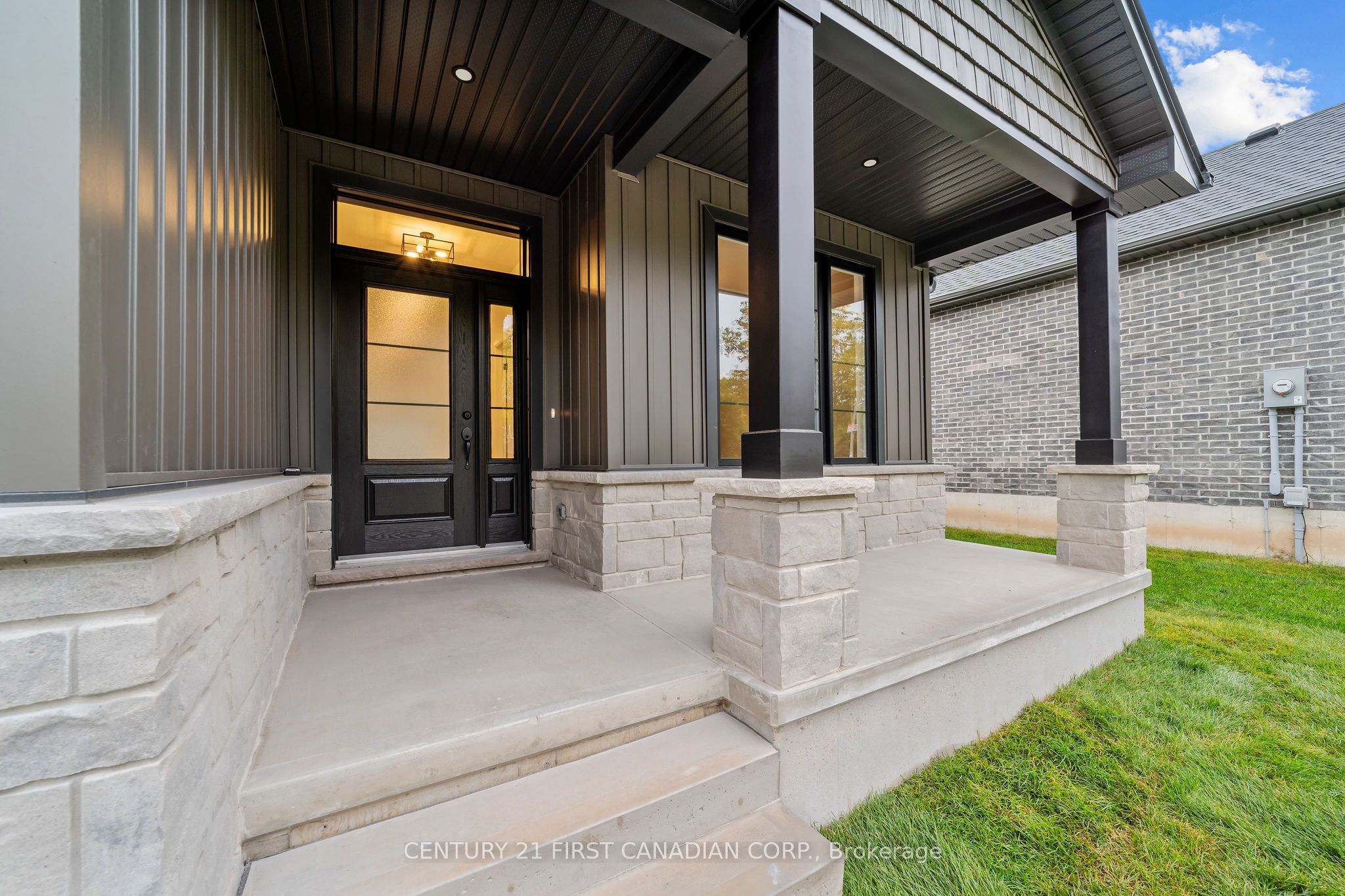 78 Queen Street Property Photo 3