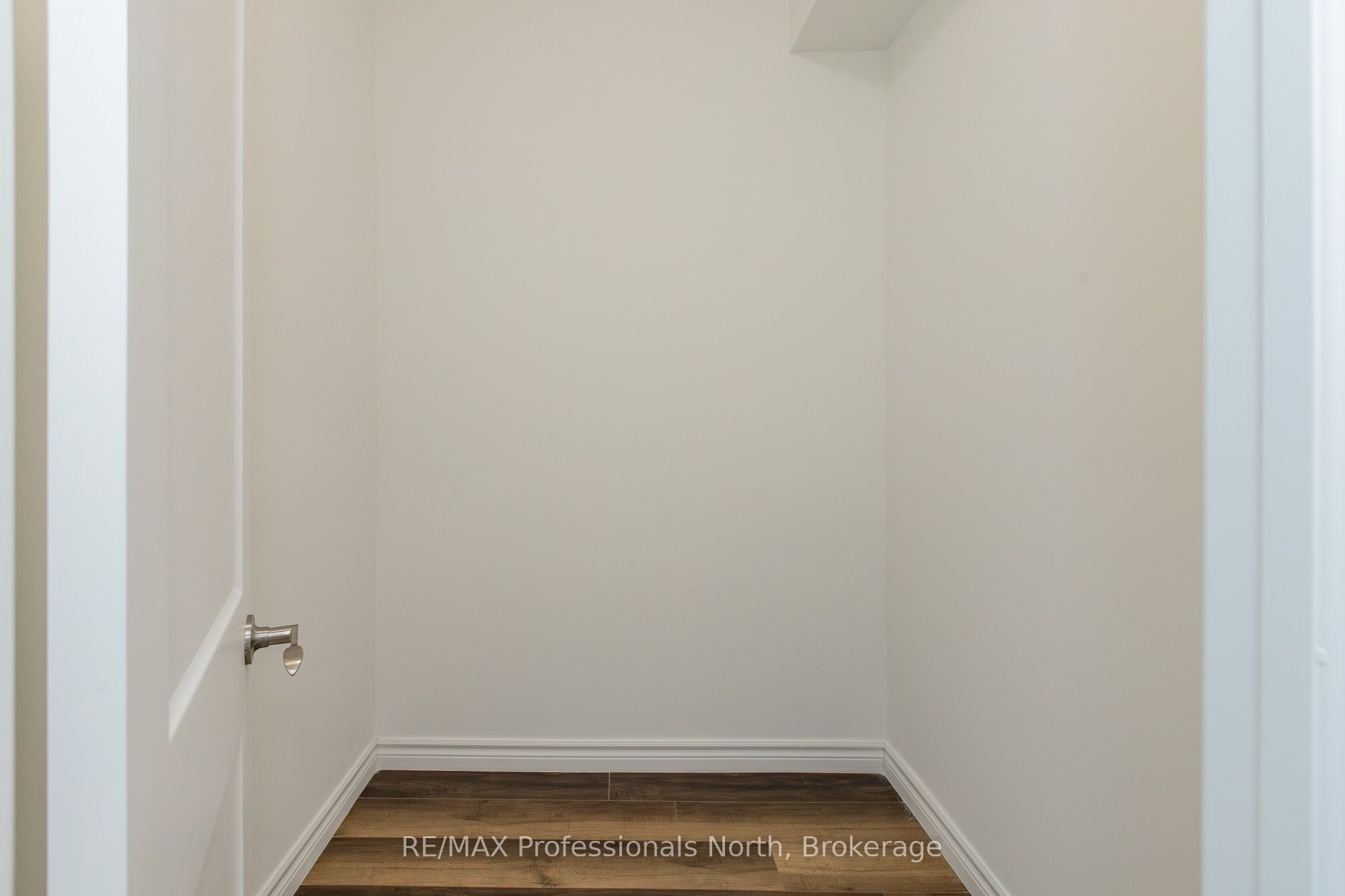 6 Suncrest Lane 103 Property Photo 27