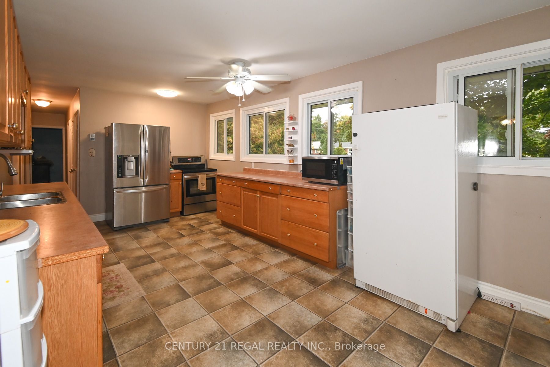 65 Cameron Street Property Photo 7