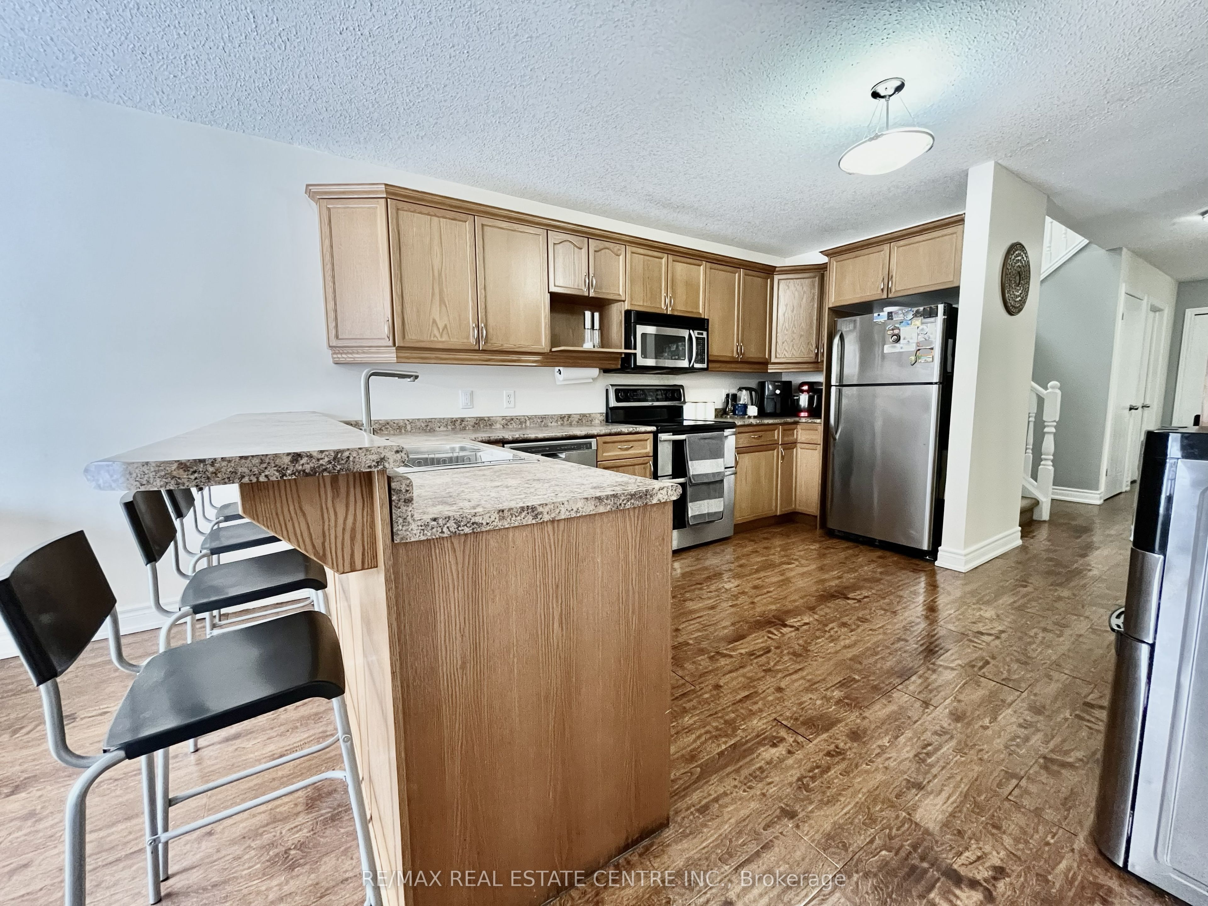 1771 Mickleborough Drive W Property Photo 9