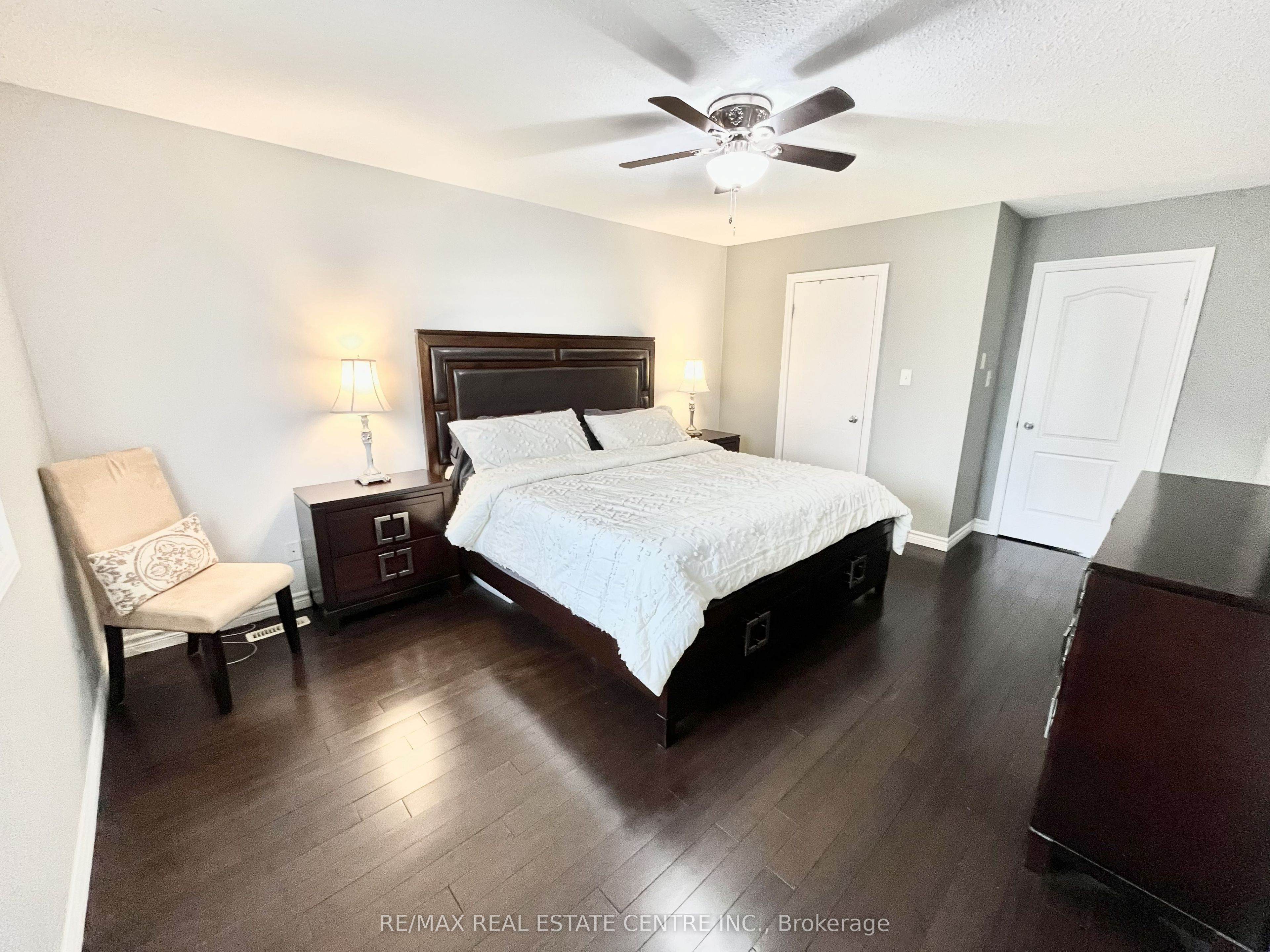 1771 Mickleborough Drive W Property Photo 18