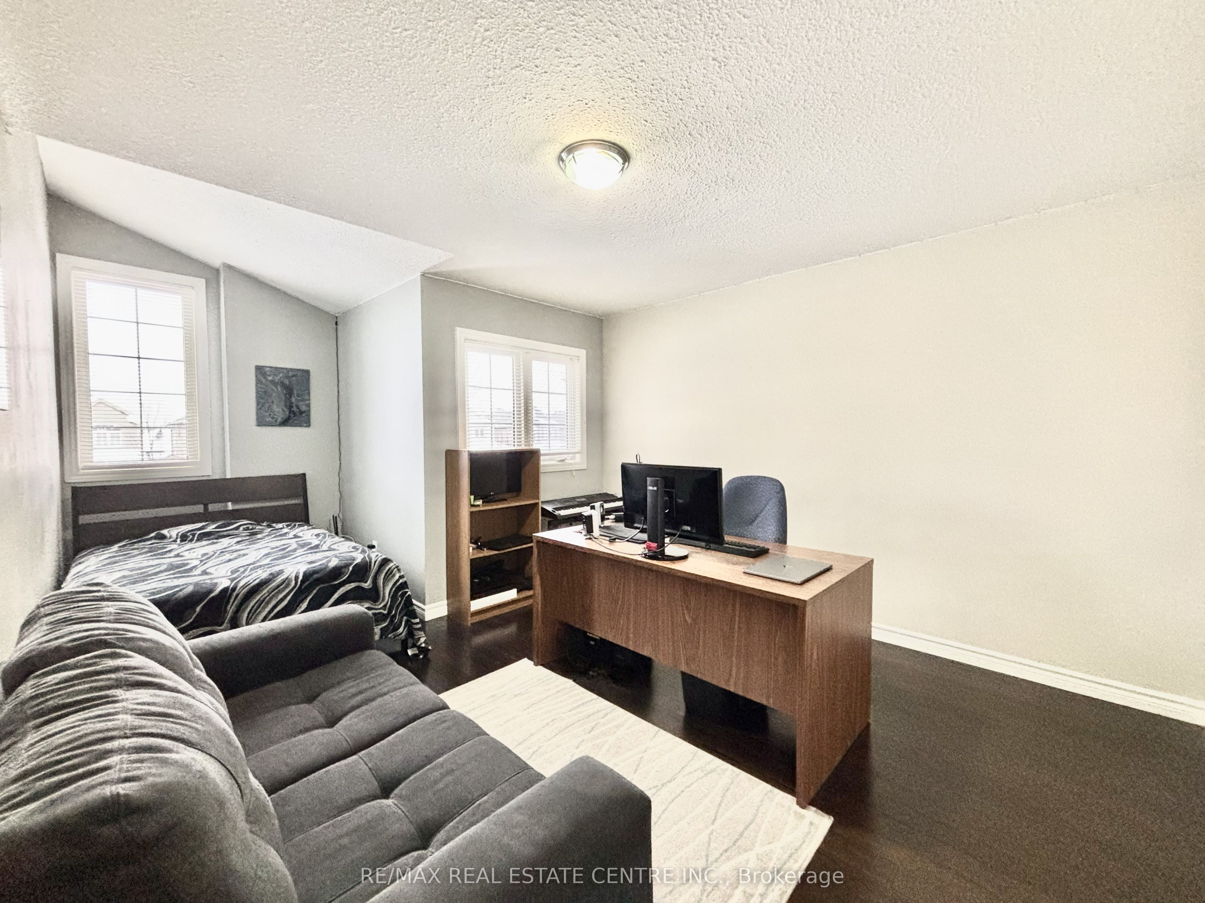1771 Mickleborough Drive W Property Photo 26