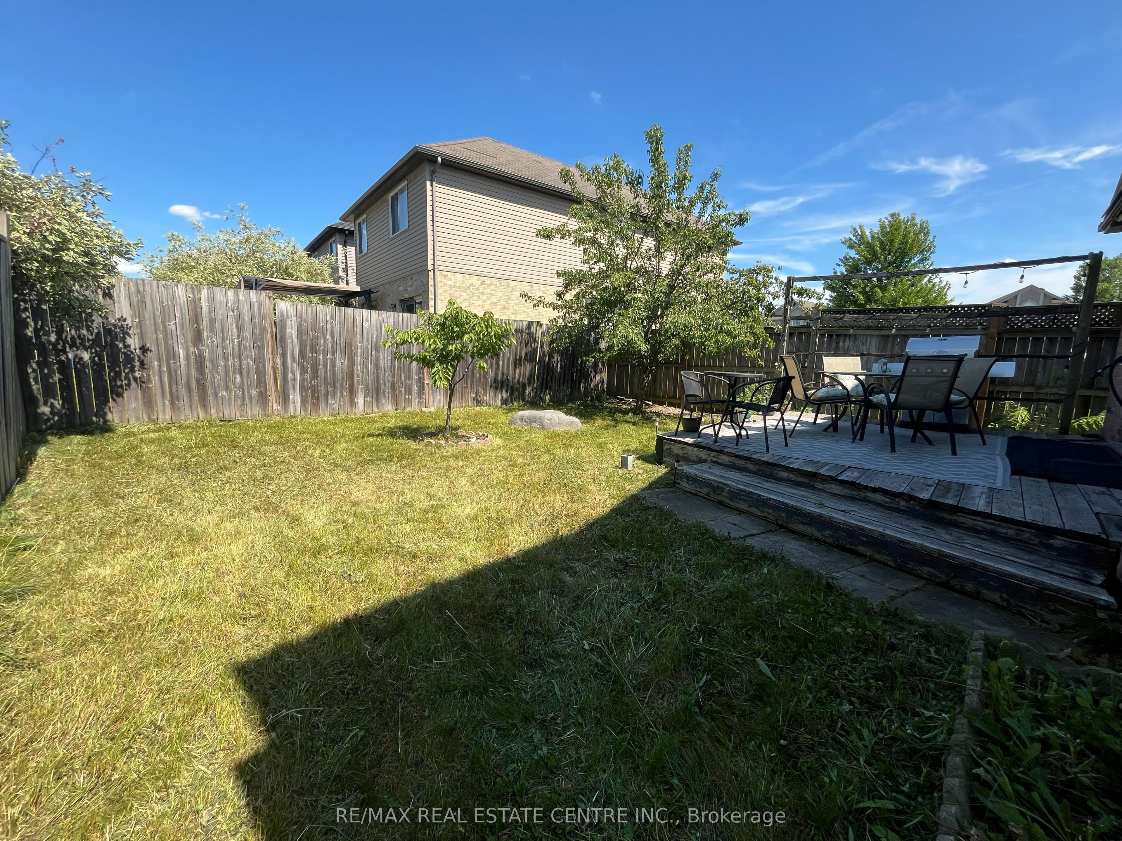 1771 Mickleborough Drive W Property Photo 36