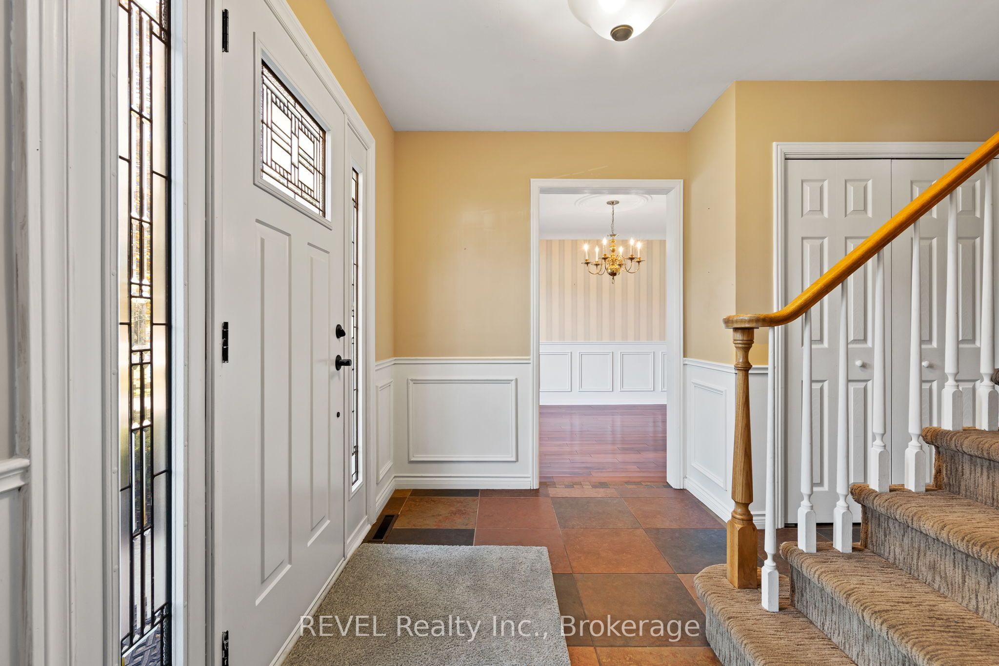 3839 Potter Heights Property Photo 4