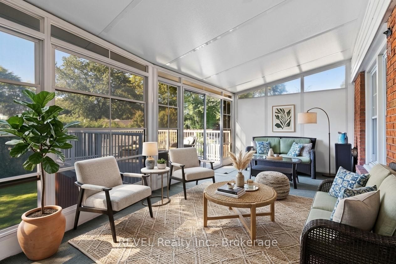 3839 Potter Heights Property Photo 14