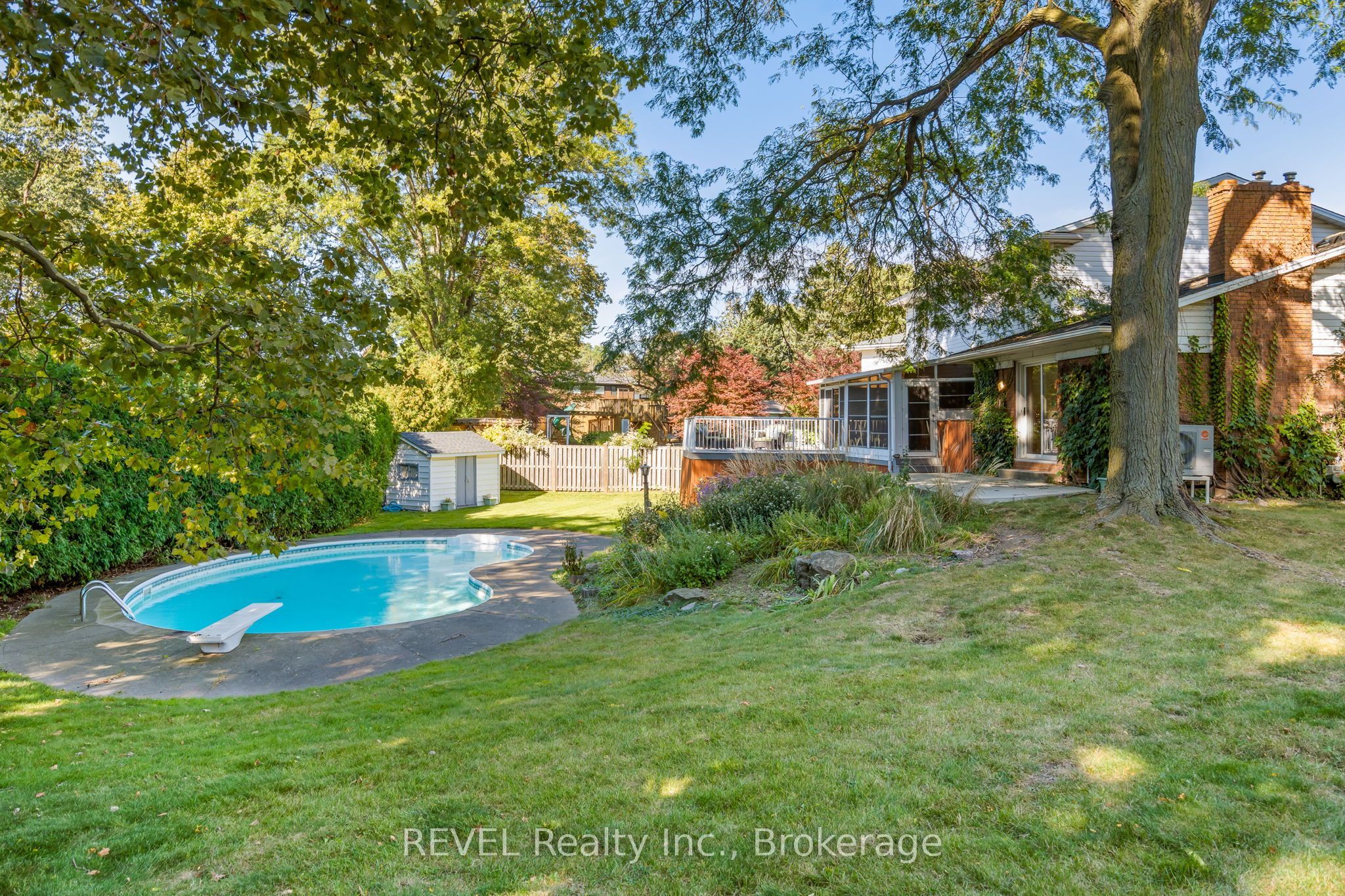 3839 Potter Heights Property Photo 37