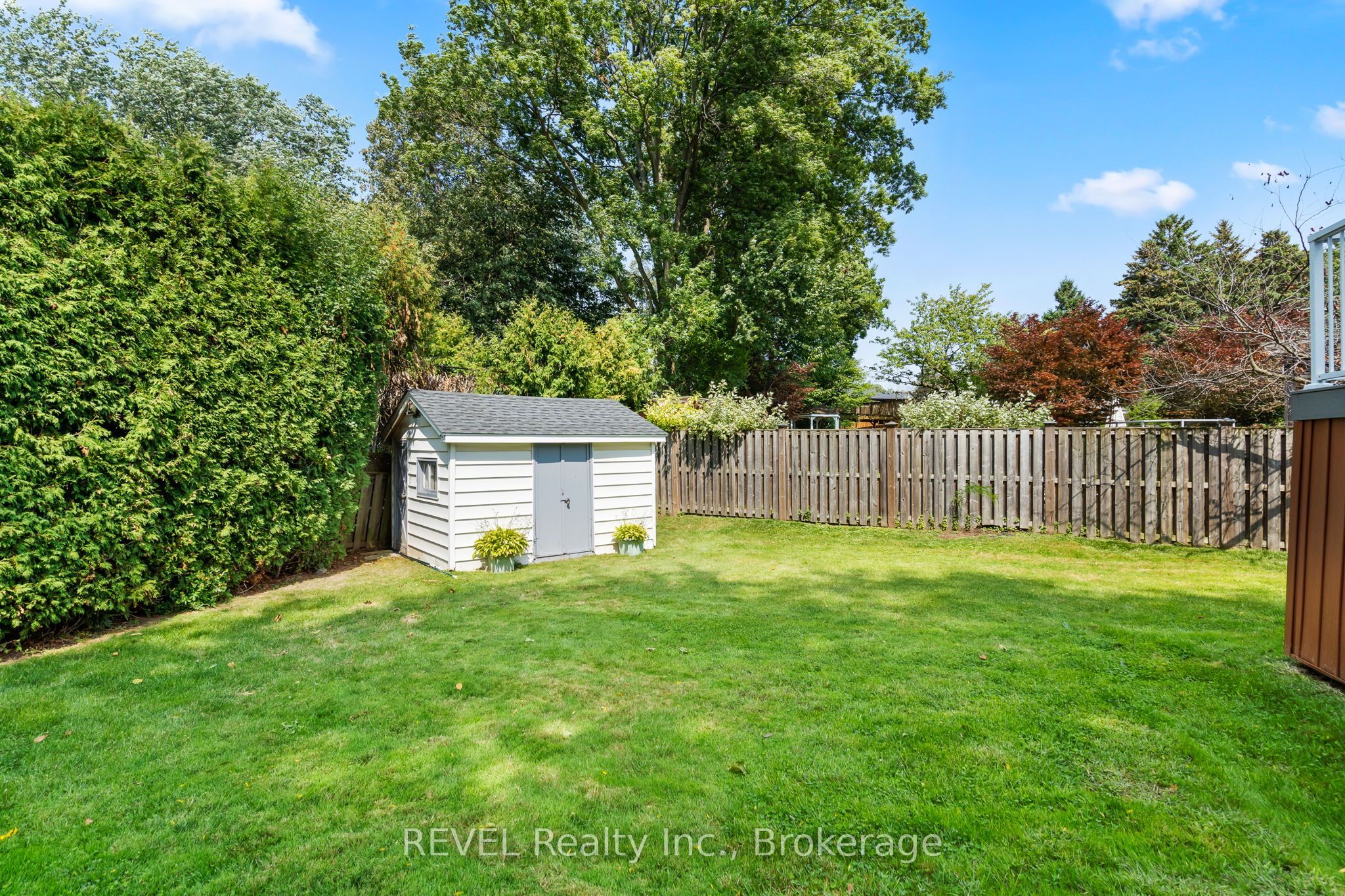 3839 Potter Heights Property Photo 38