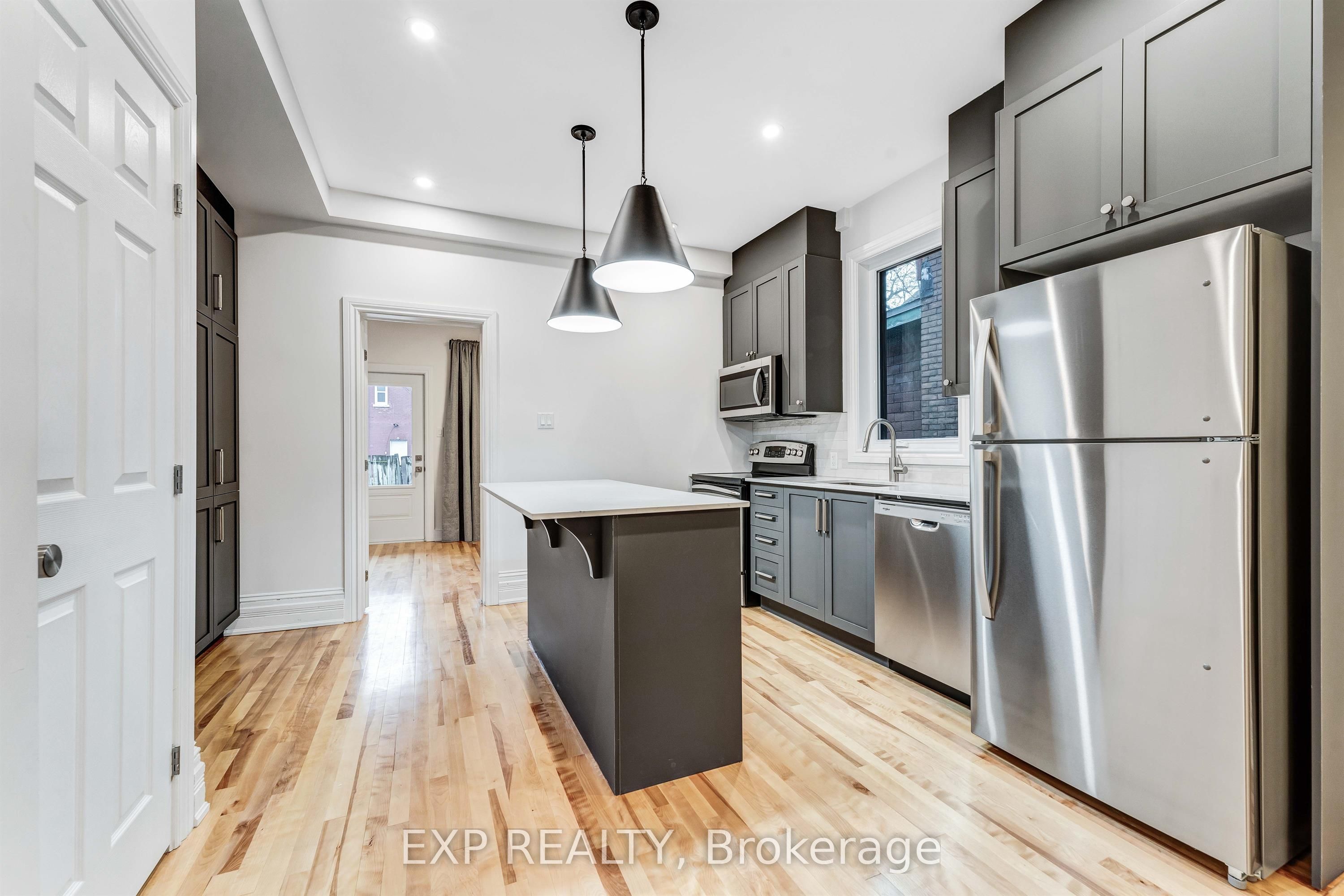 288 Arlington Avenue Property Photo 3