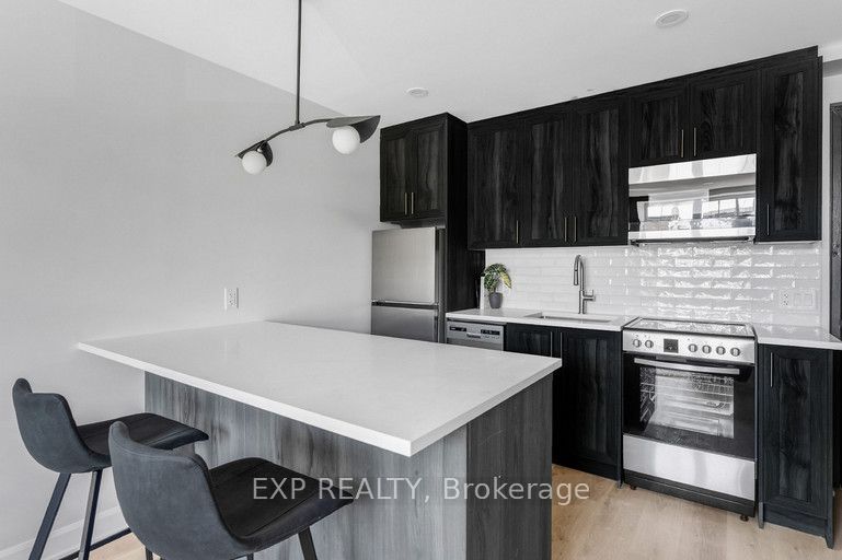 658 Somerset Street W 101 Property Photo 7
