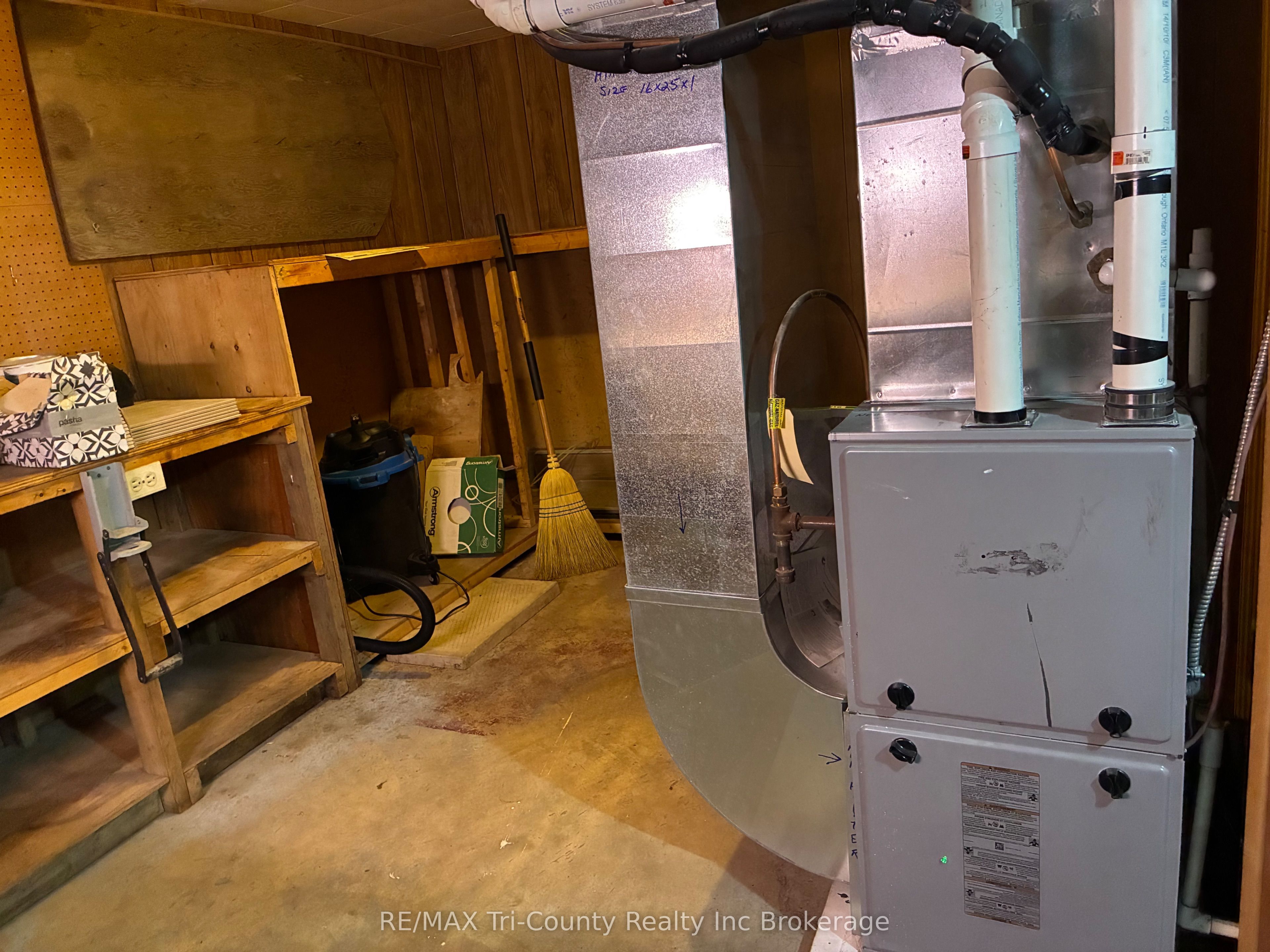 10 Elizabeth Street Property Photo 26