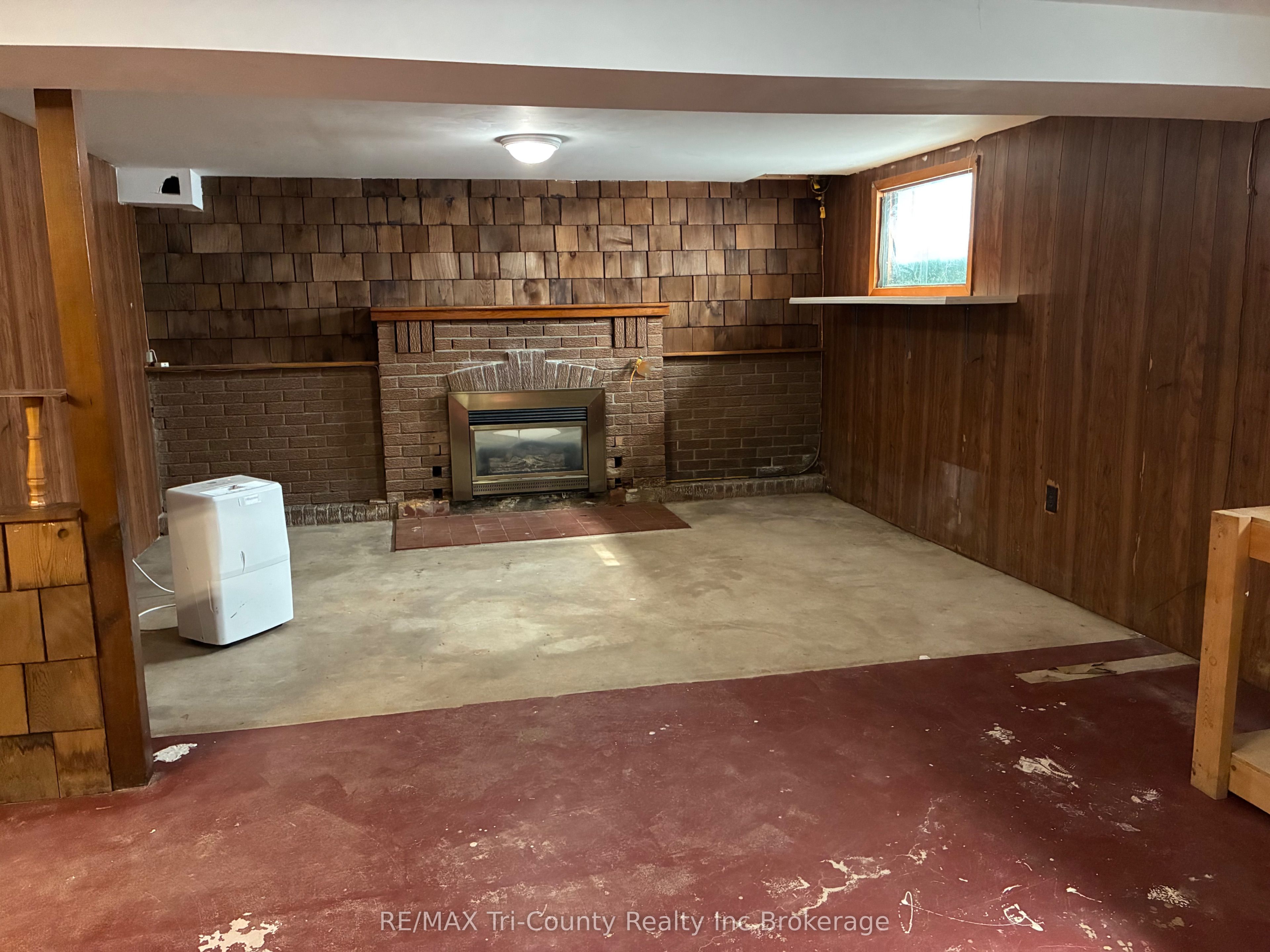 10 Elizabeth Street Property Photo 30